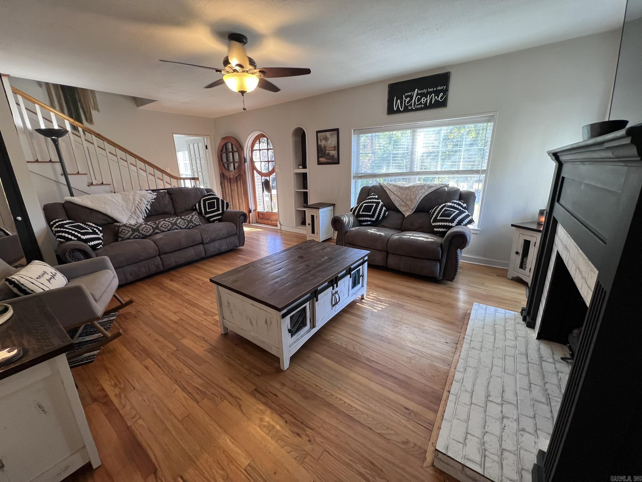 1405 Hickory Ave Mena, AR 71953