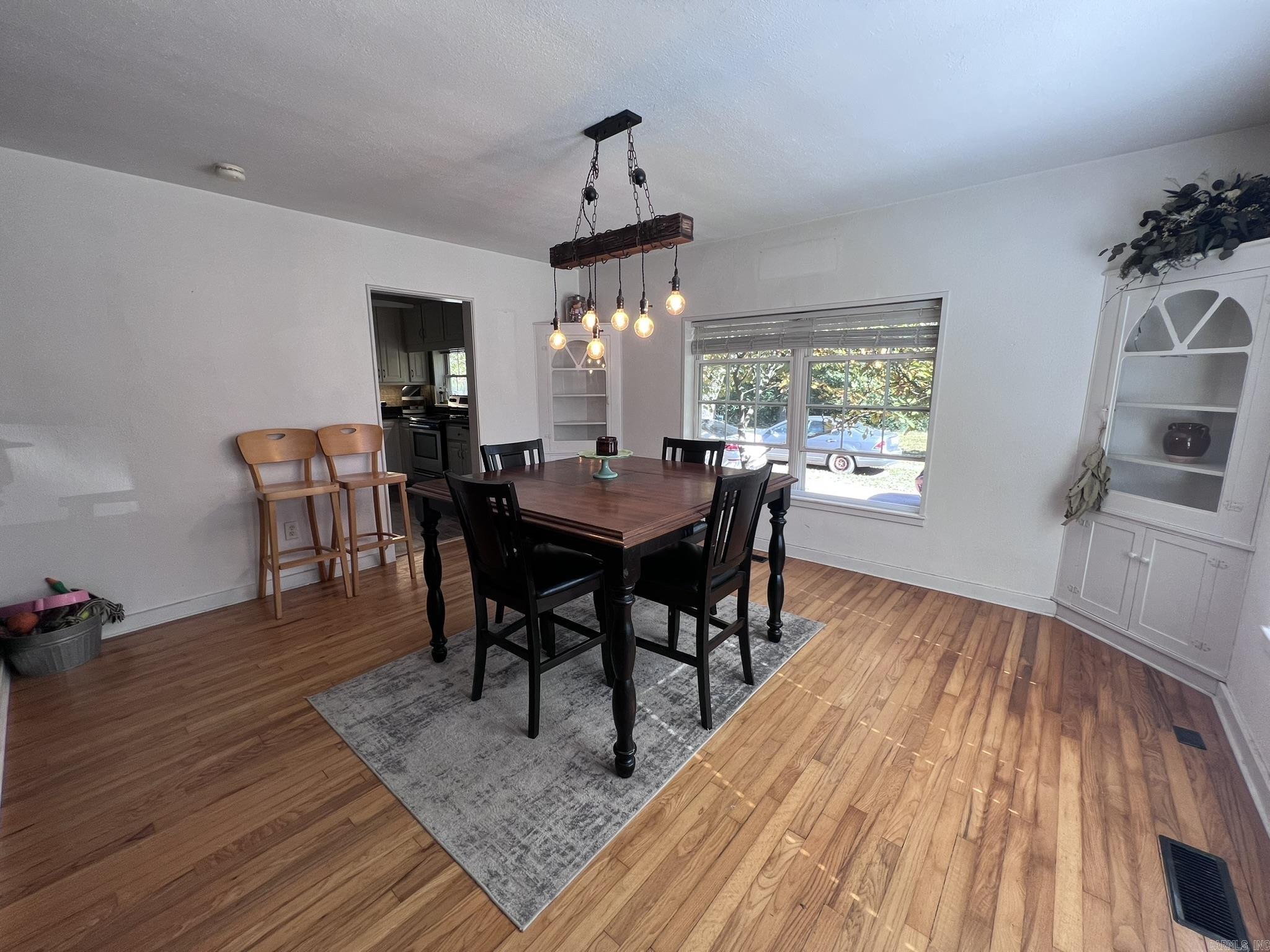 1405 Hickory Ave Mena, AR 71953