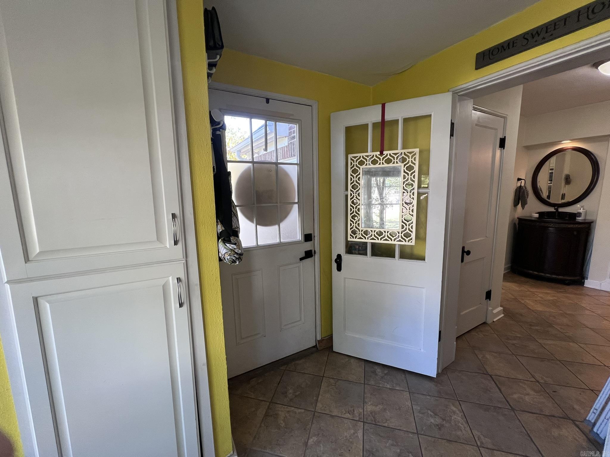 1405 Hickory Ave Mena, AR 71953