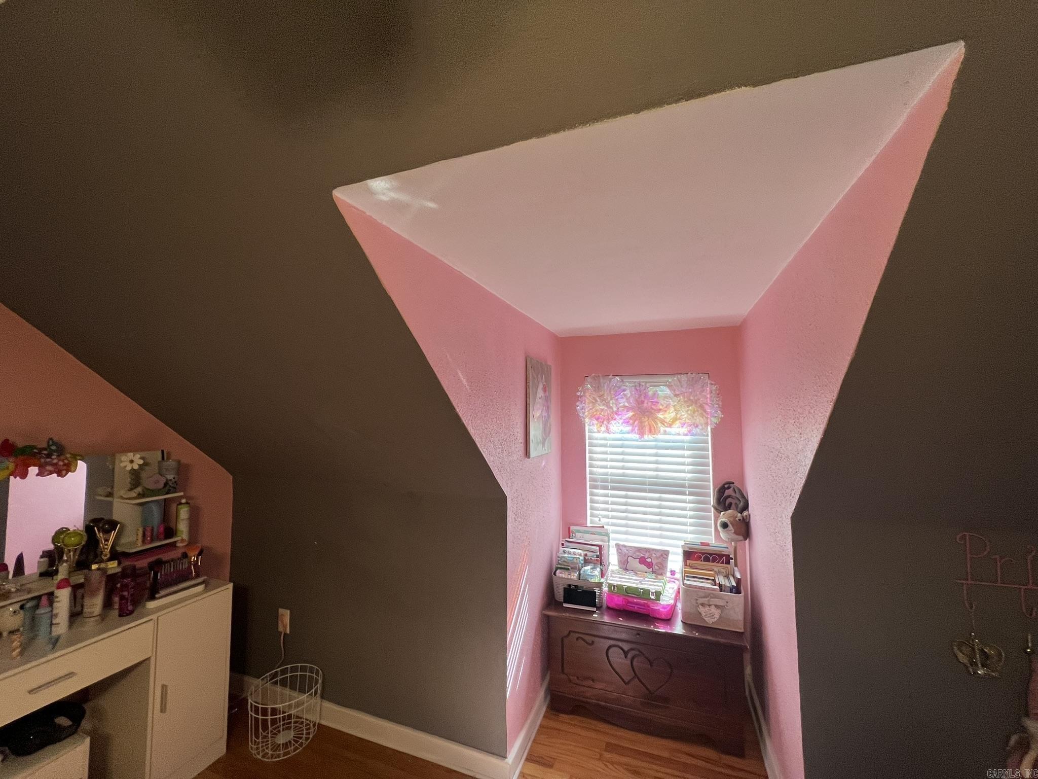 1405 Hickory Ave Mena, AR 71953