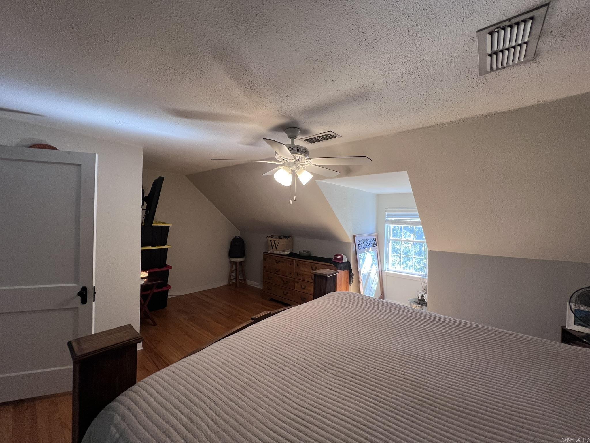 1405 Hickory Ave Mena, AR 71953