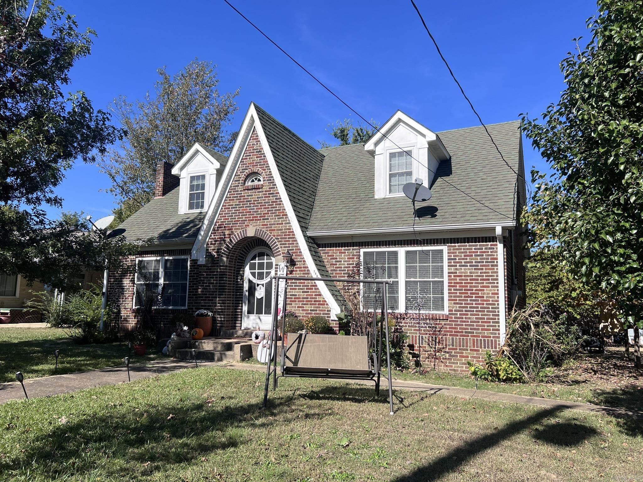 1405 Hickory Ave Mena, AR 71953