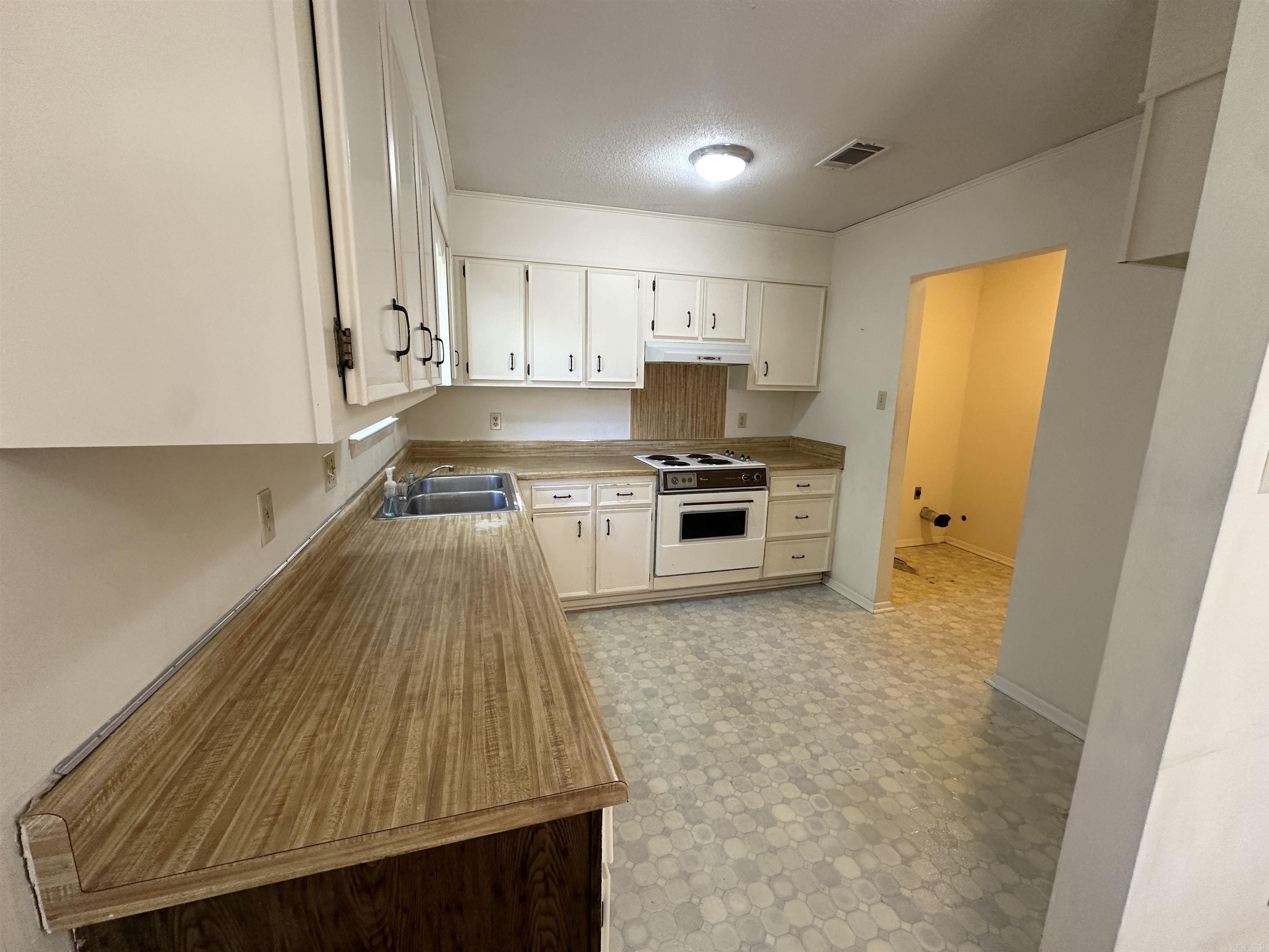 1904 Osceola  North Little Rock, AR