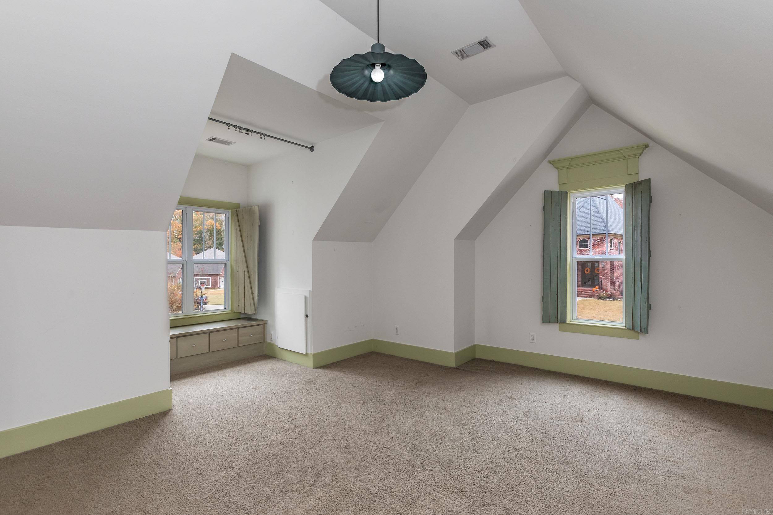 54 Commentry Dr  Little Rock, AR