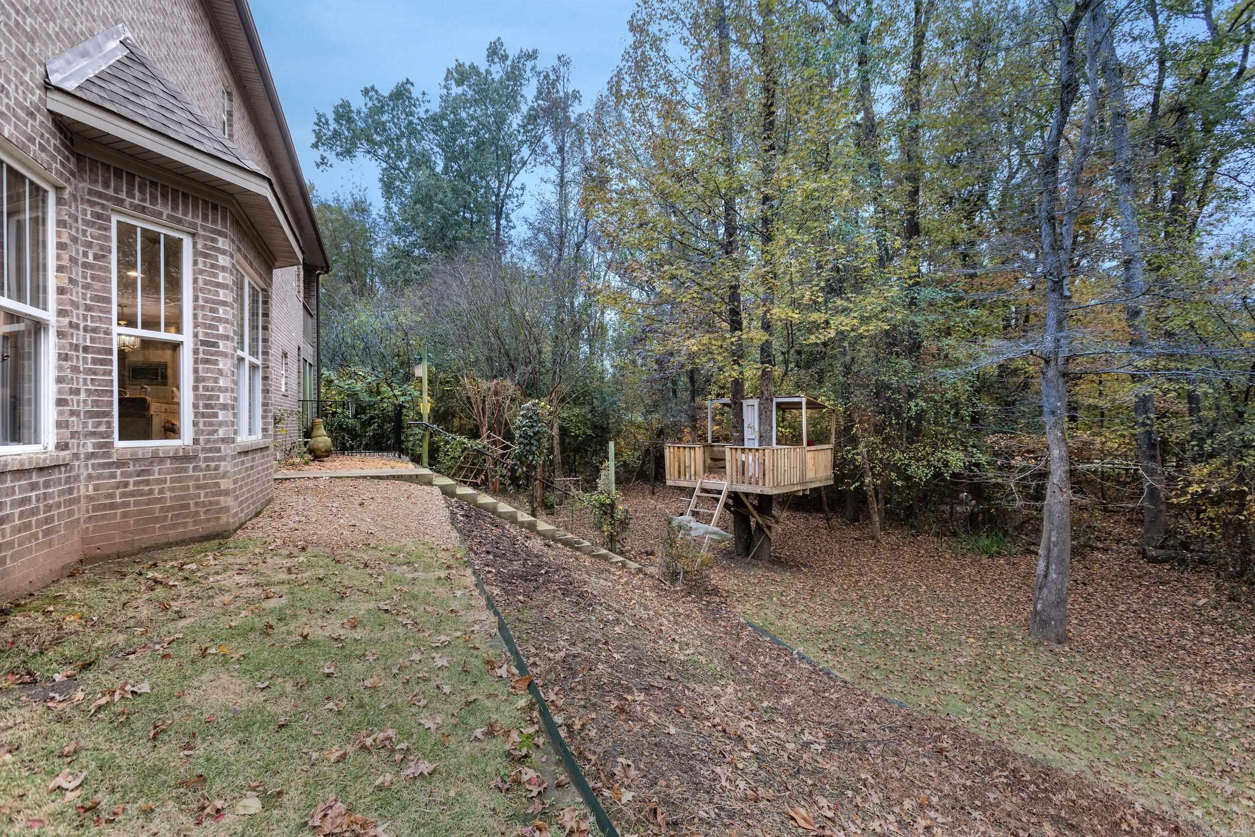 54 Commentry Dr  Little Rock, AR