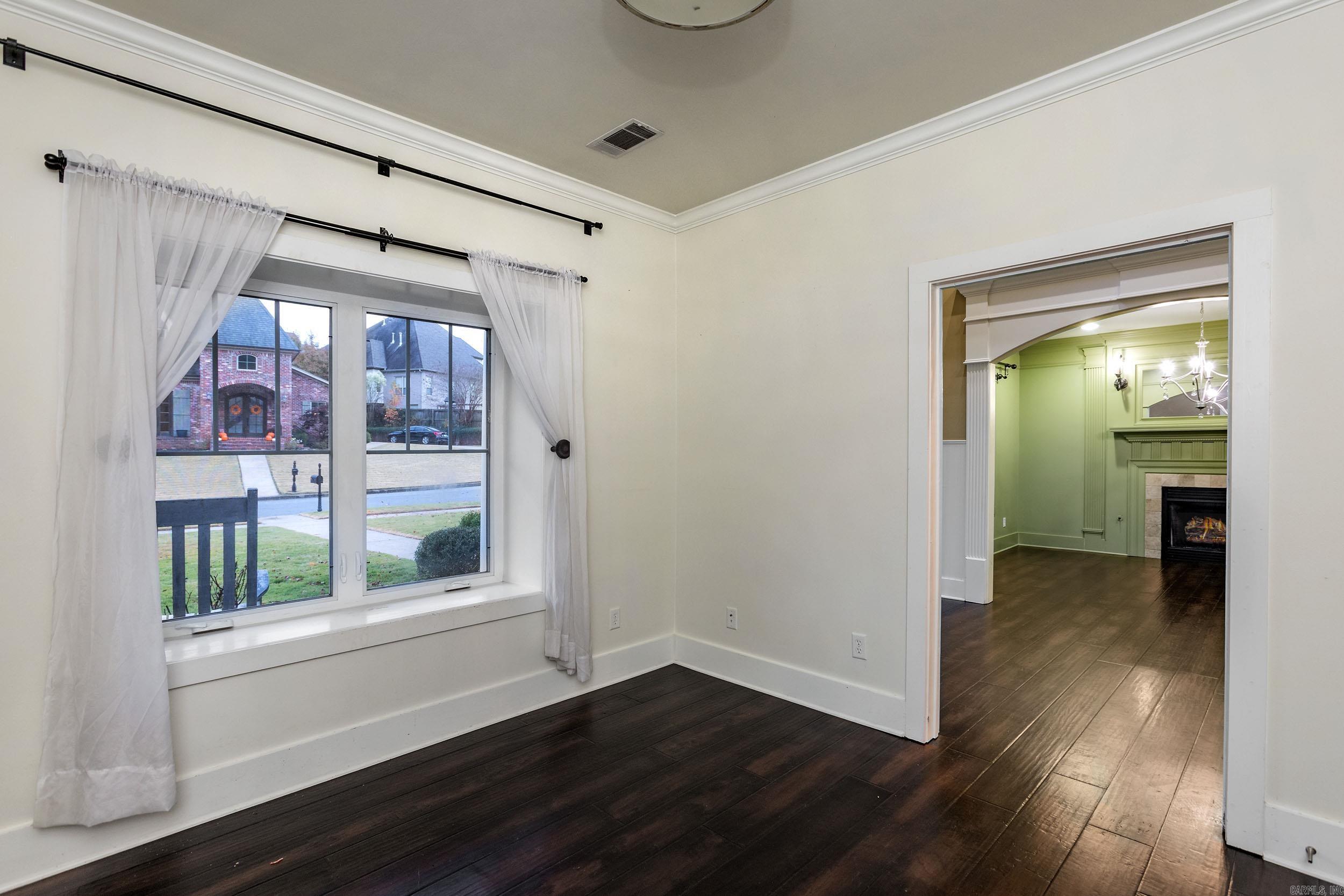 54 Commentry Dr  Little Rock, AR