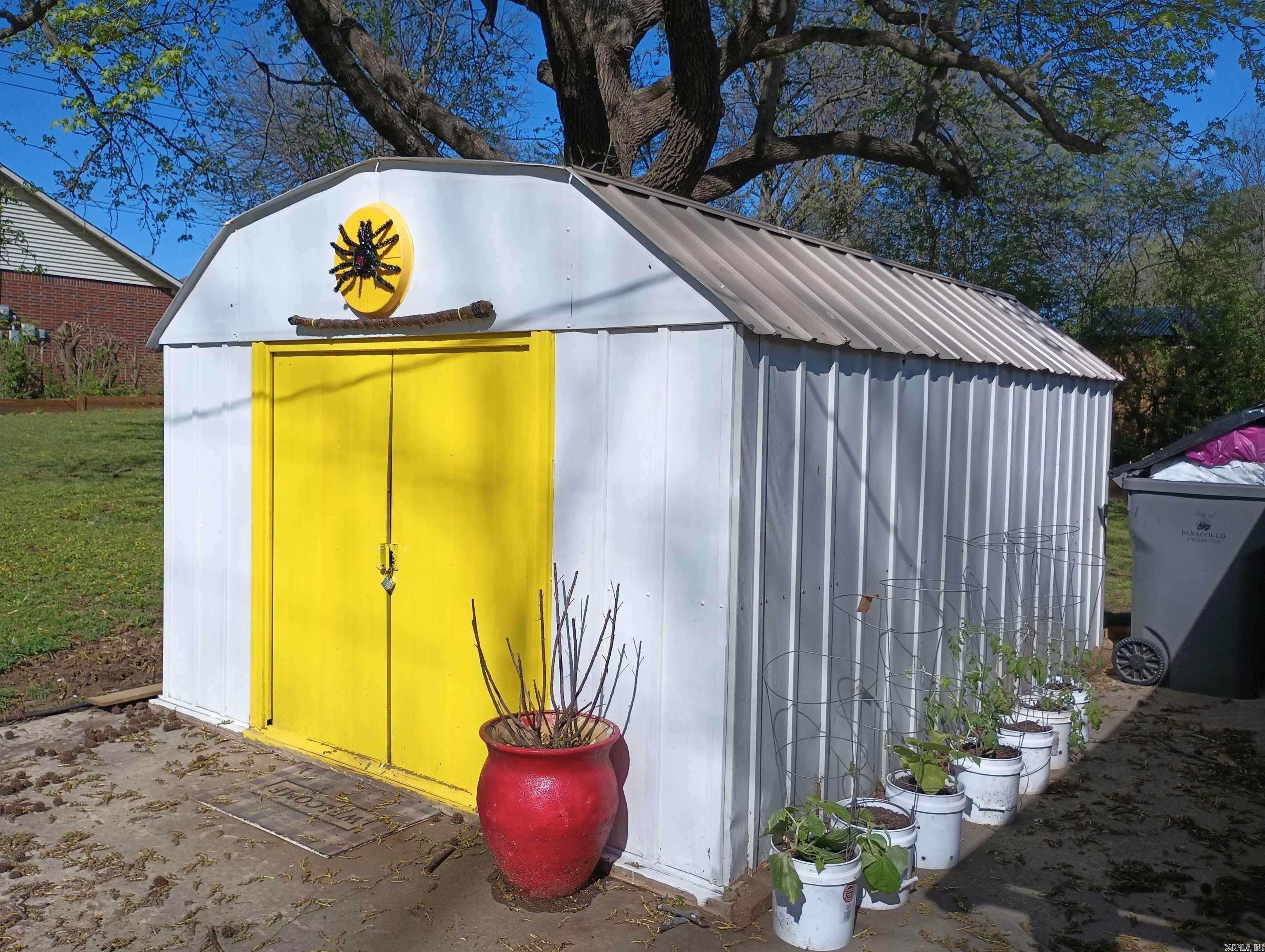 911 W Park  Paragould, AR