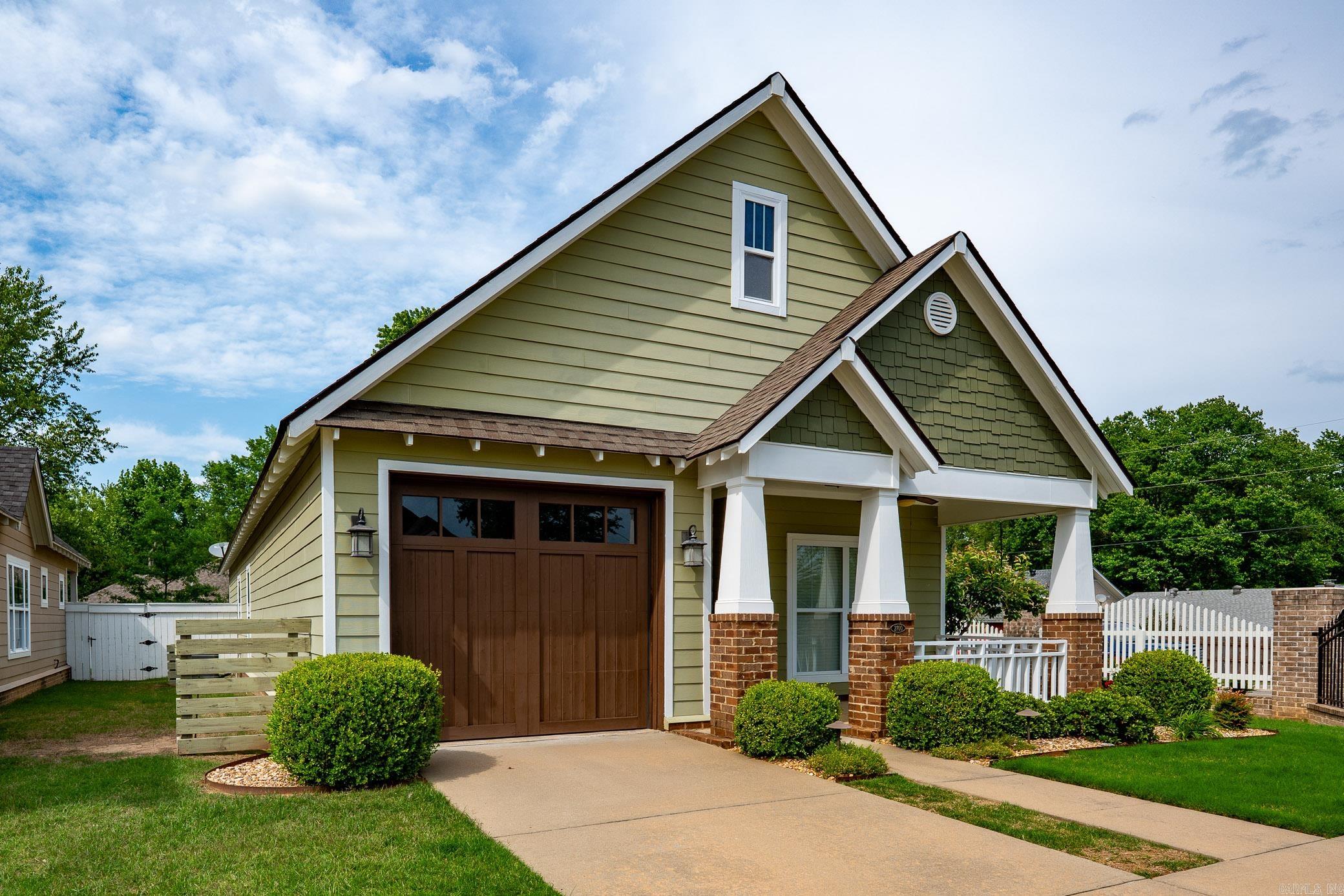 2700 Stonebrook Cove Conway, AR 72034