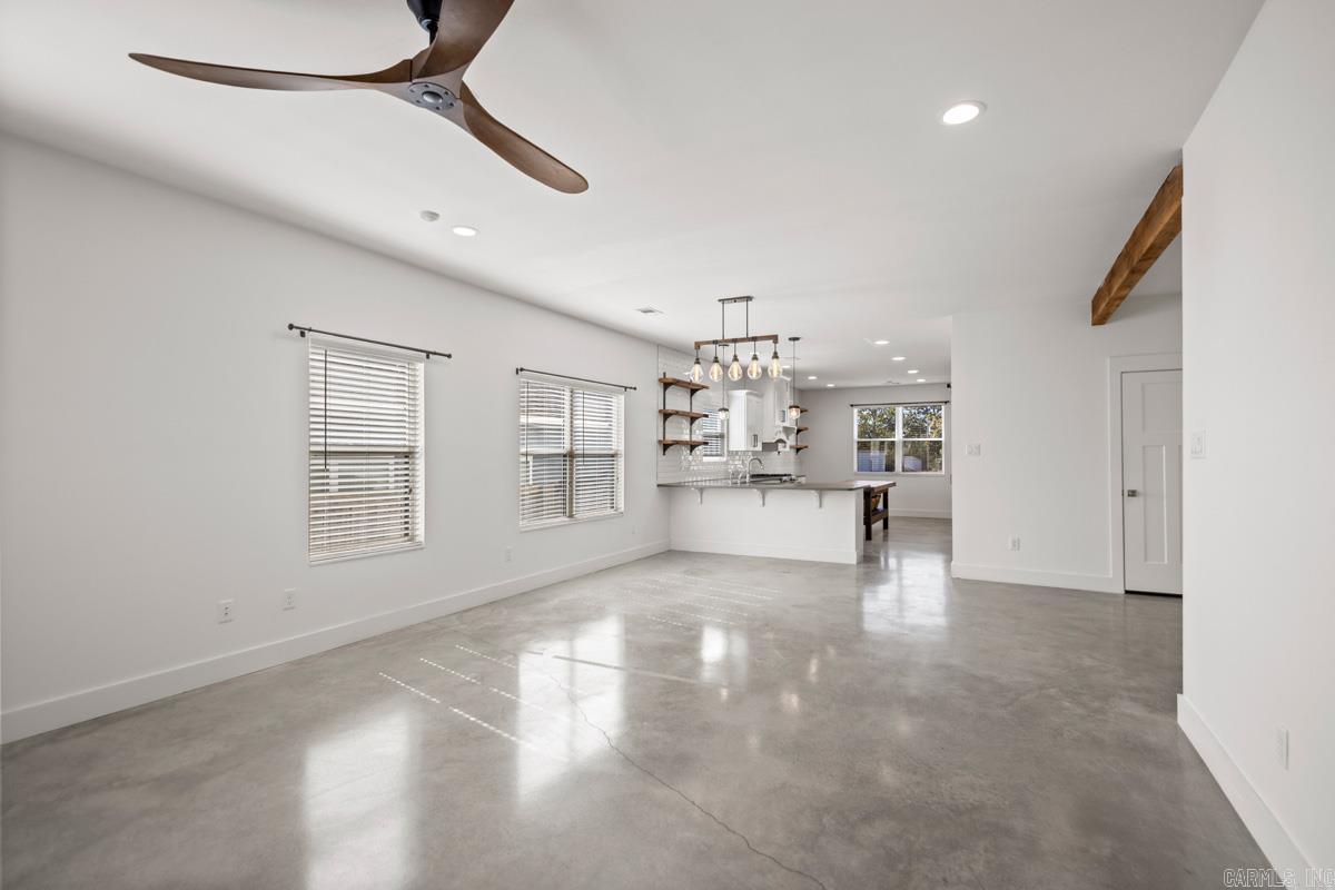 402 S Market  Benton, AR