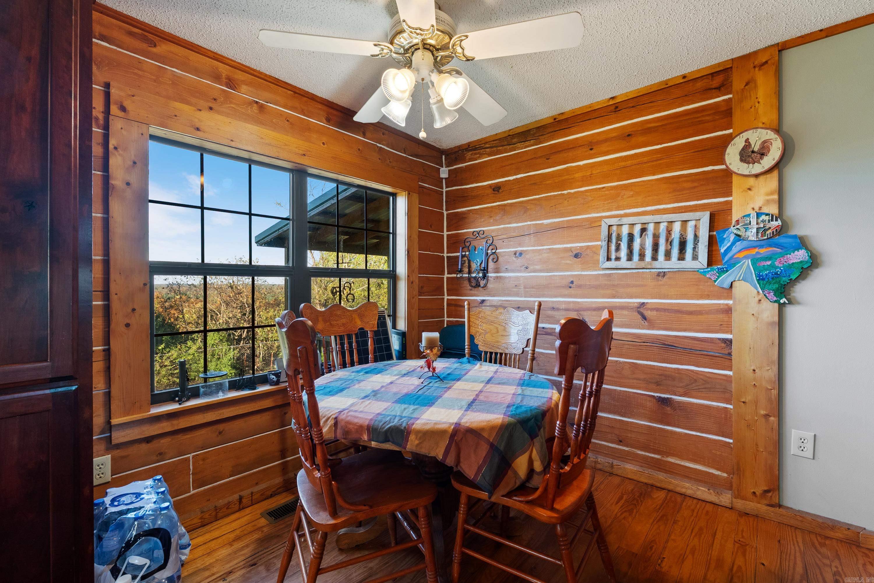 93 Mill Creek  Greenbrier, AR