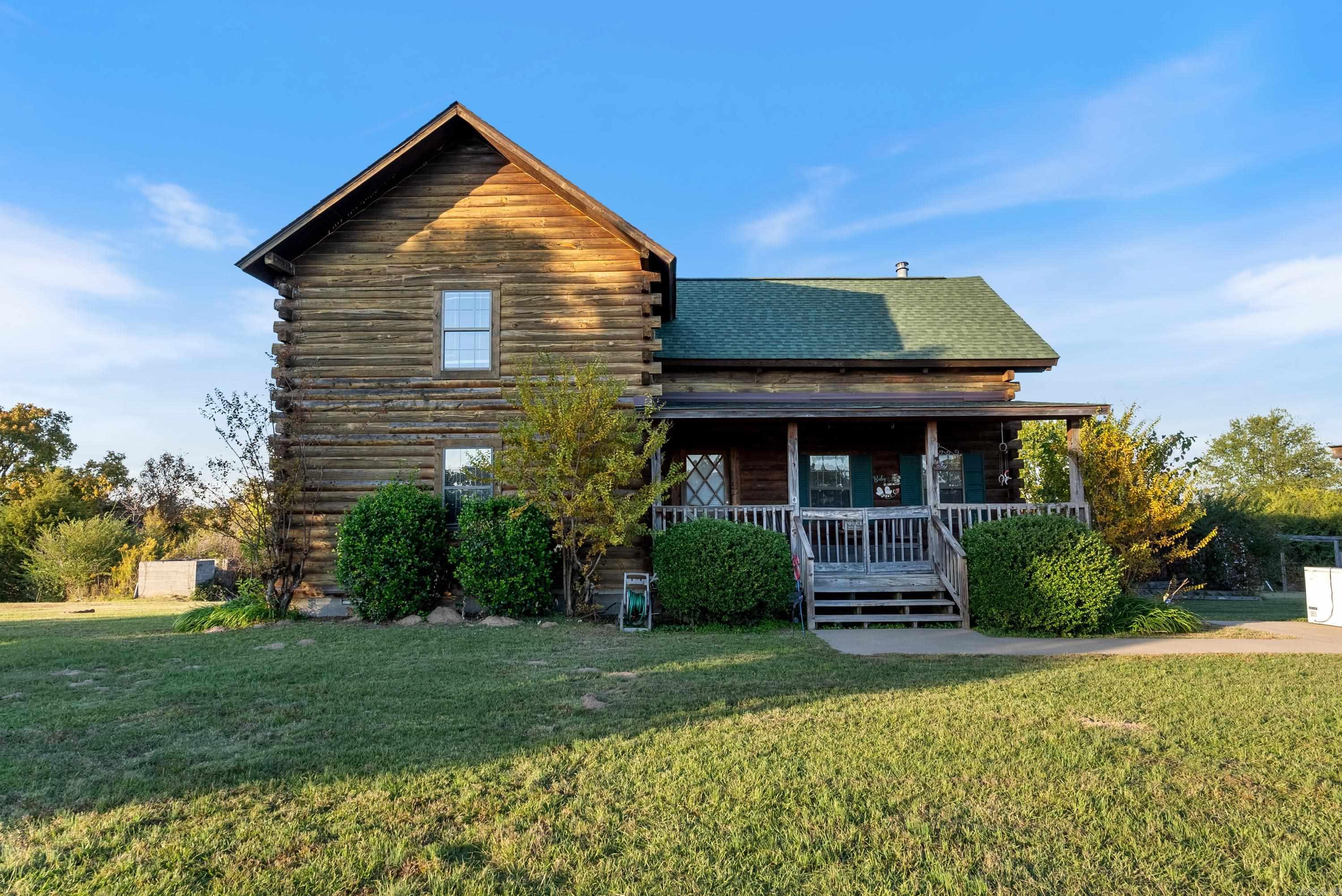 93 Mill Creek  Greenbrier, AR