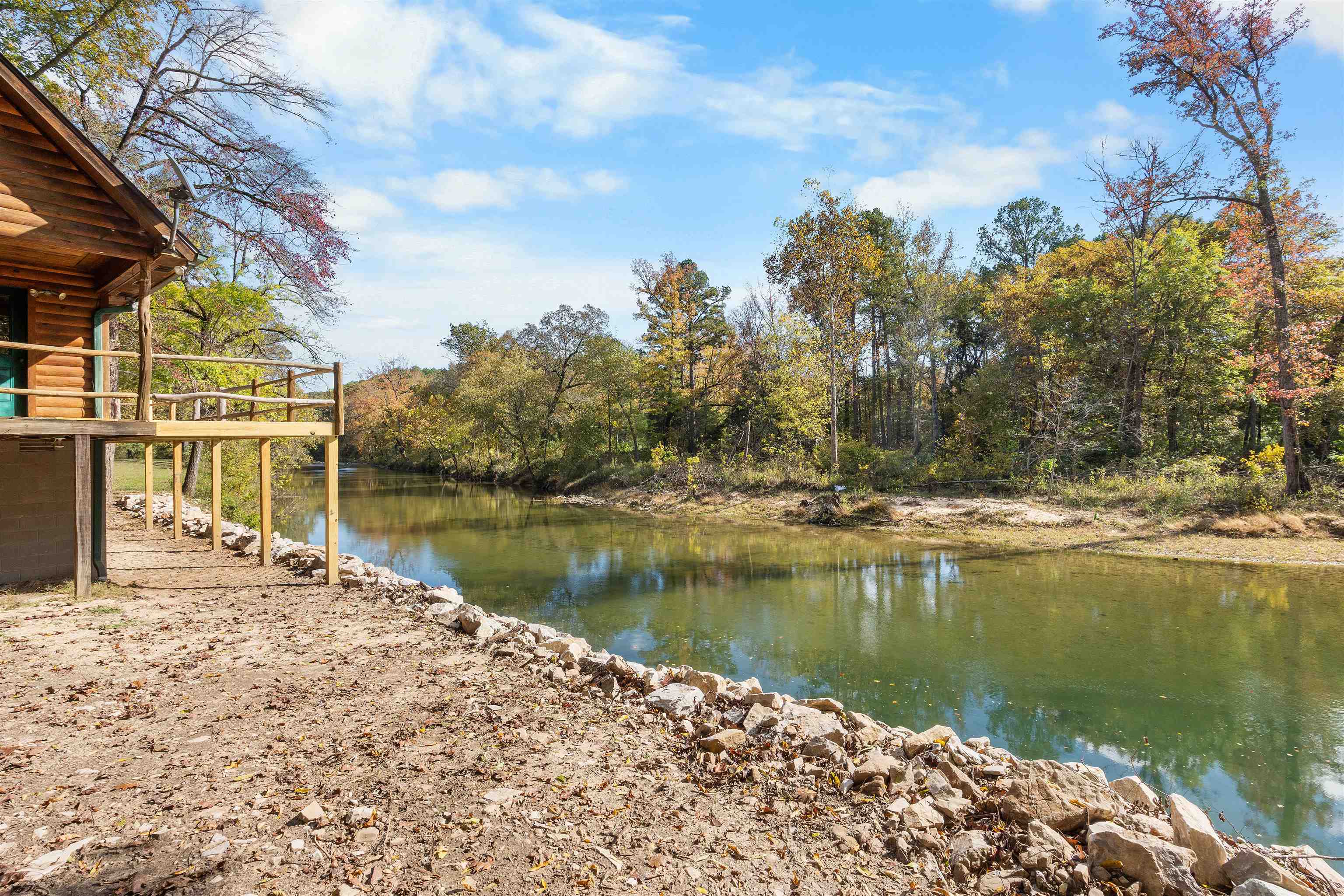 528 Blue Hole Lane  Calico Rock, AR