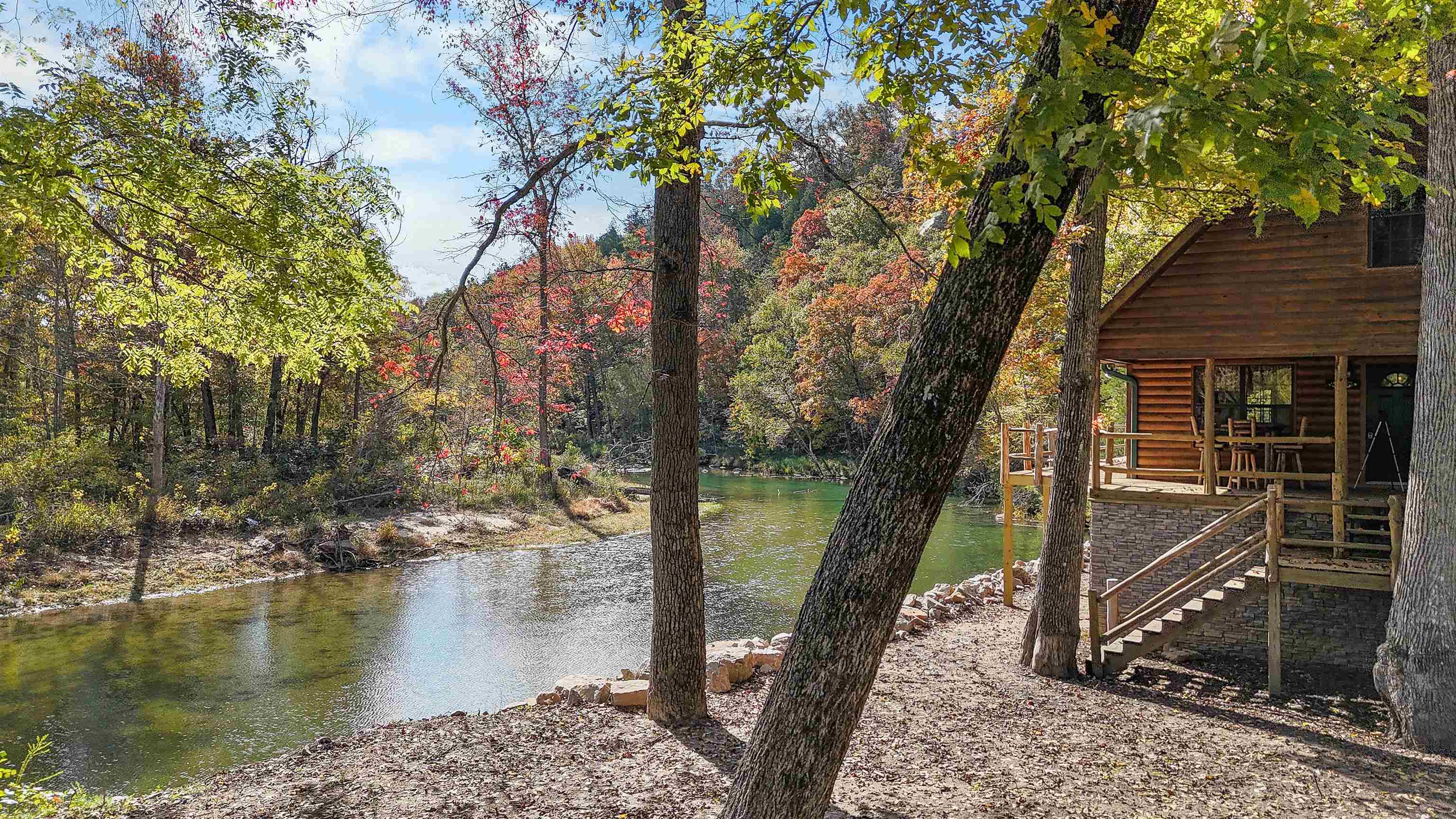 528 Blue Hole Lane  Calico Rock, AR