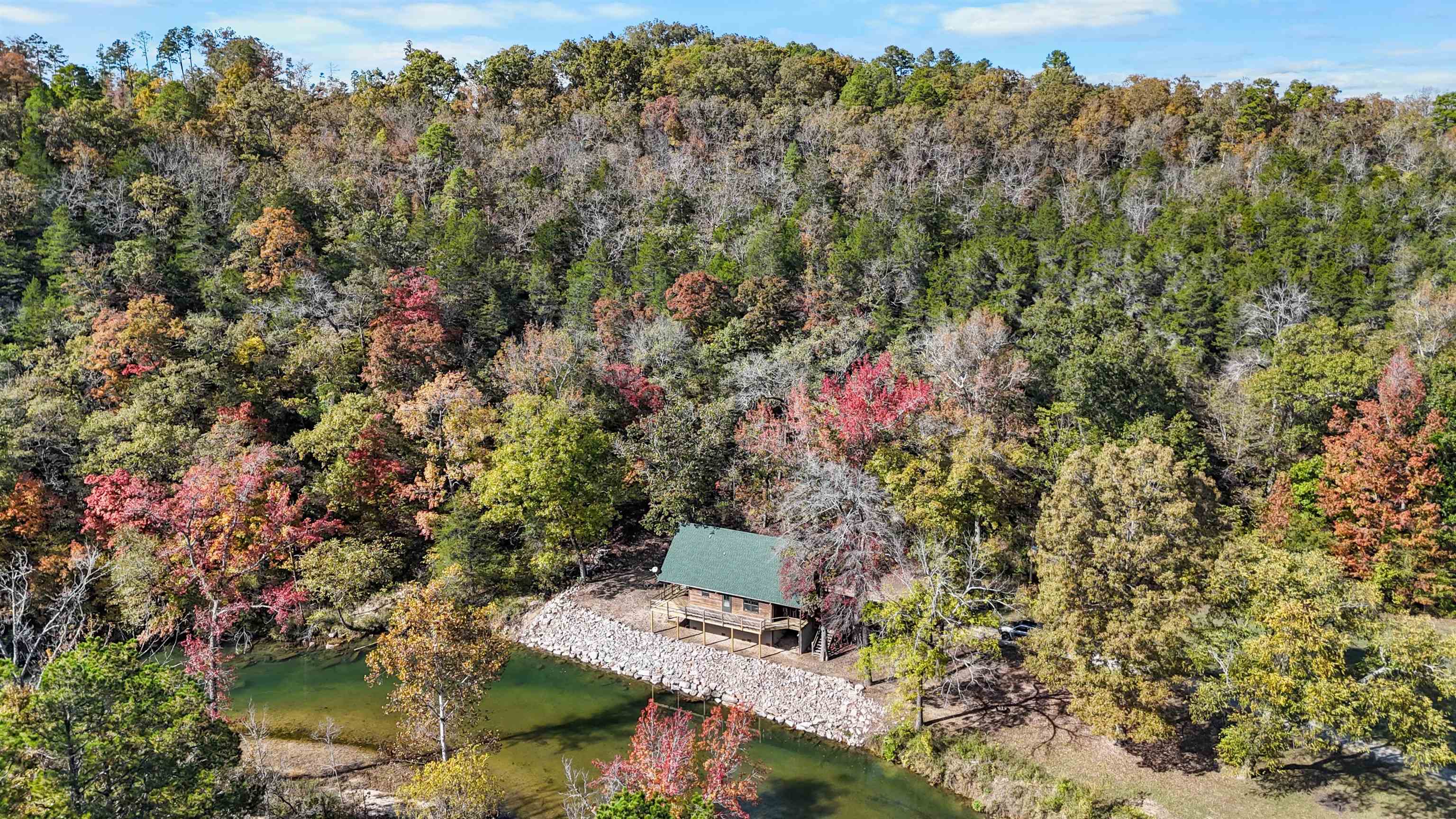 528 Blue Hole Lane  Calico Rock, AR