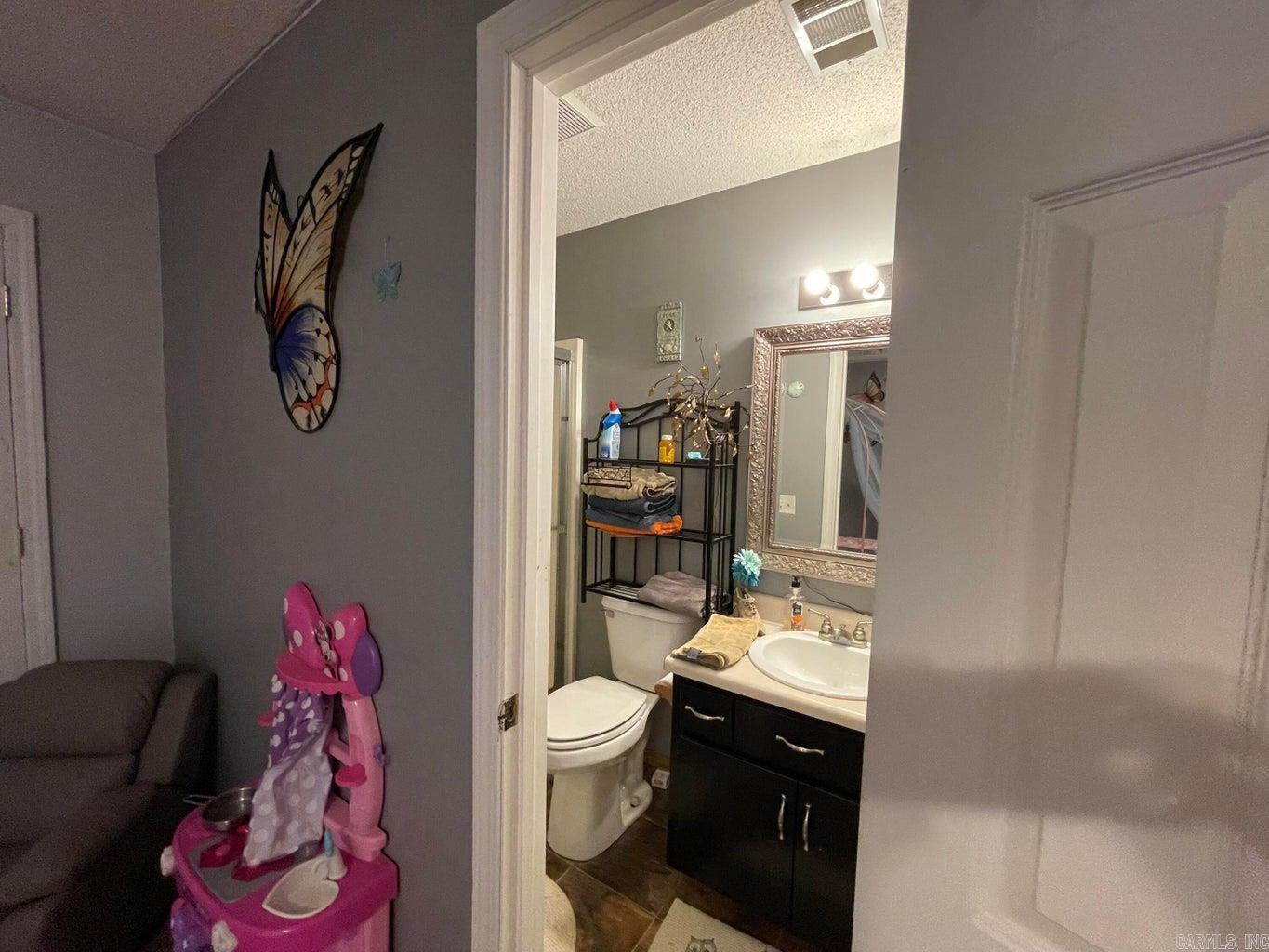 3630 Hwy 167 Ash Flat, AR 72513