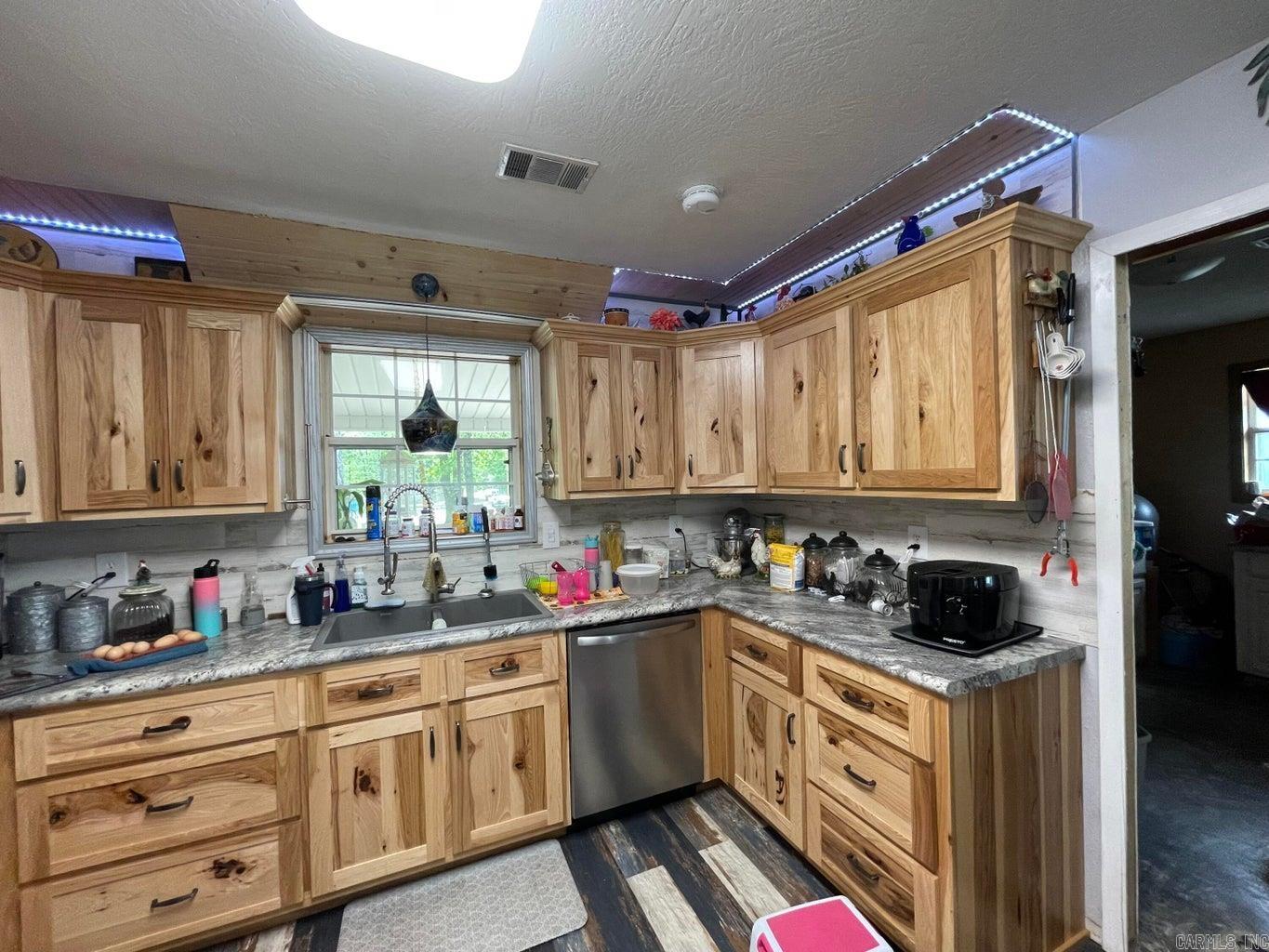 3630 Hwy 167 Ash Flat, AR 72513