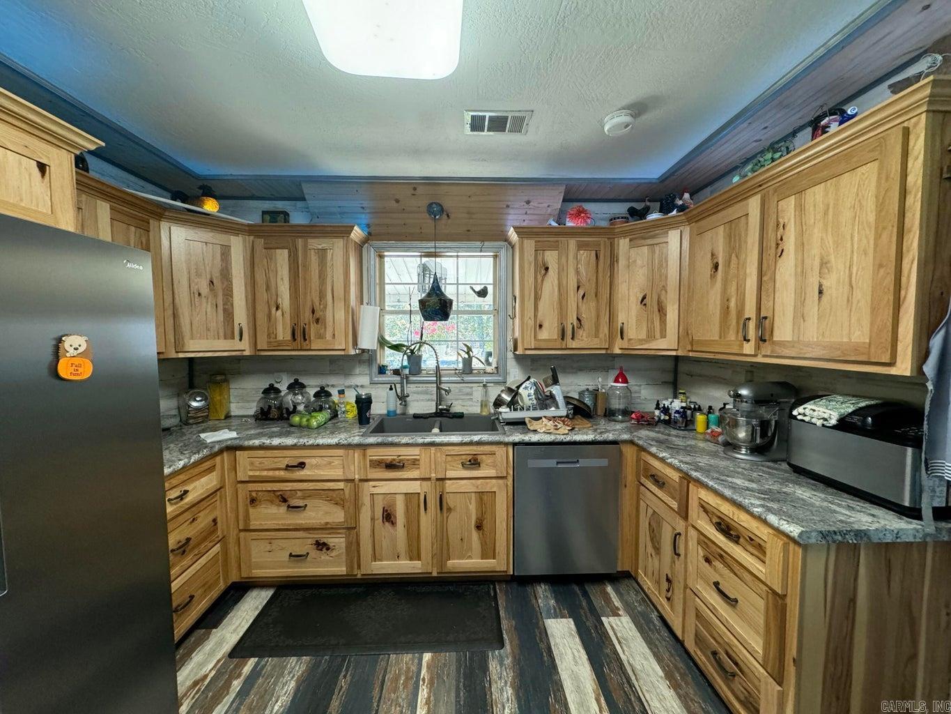 3630 Hwy 167 Ash Flat, AR 72513