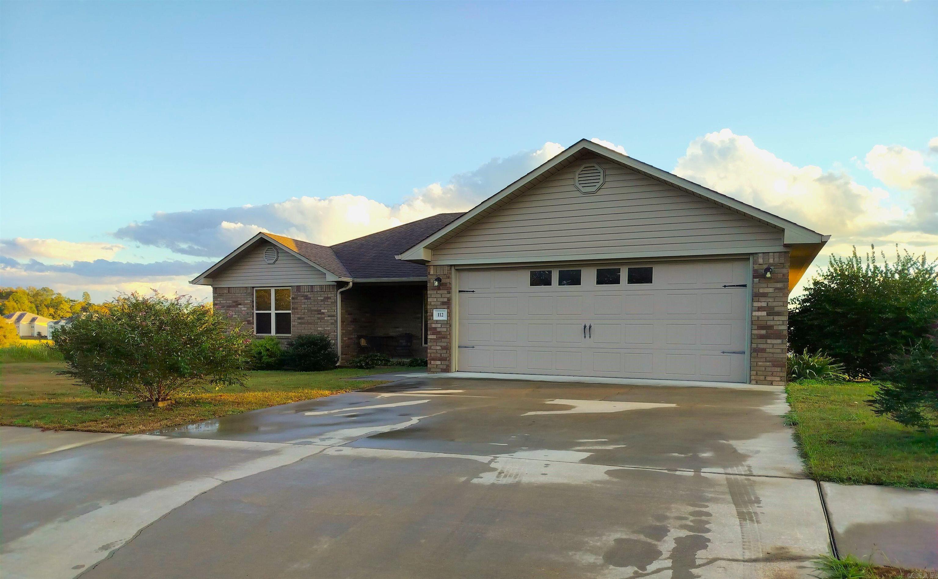 112 PeachTree  Clarksville, AR