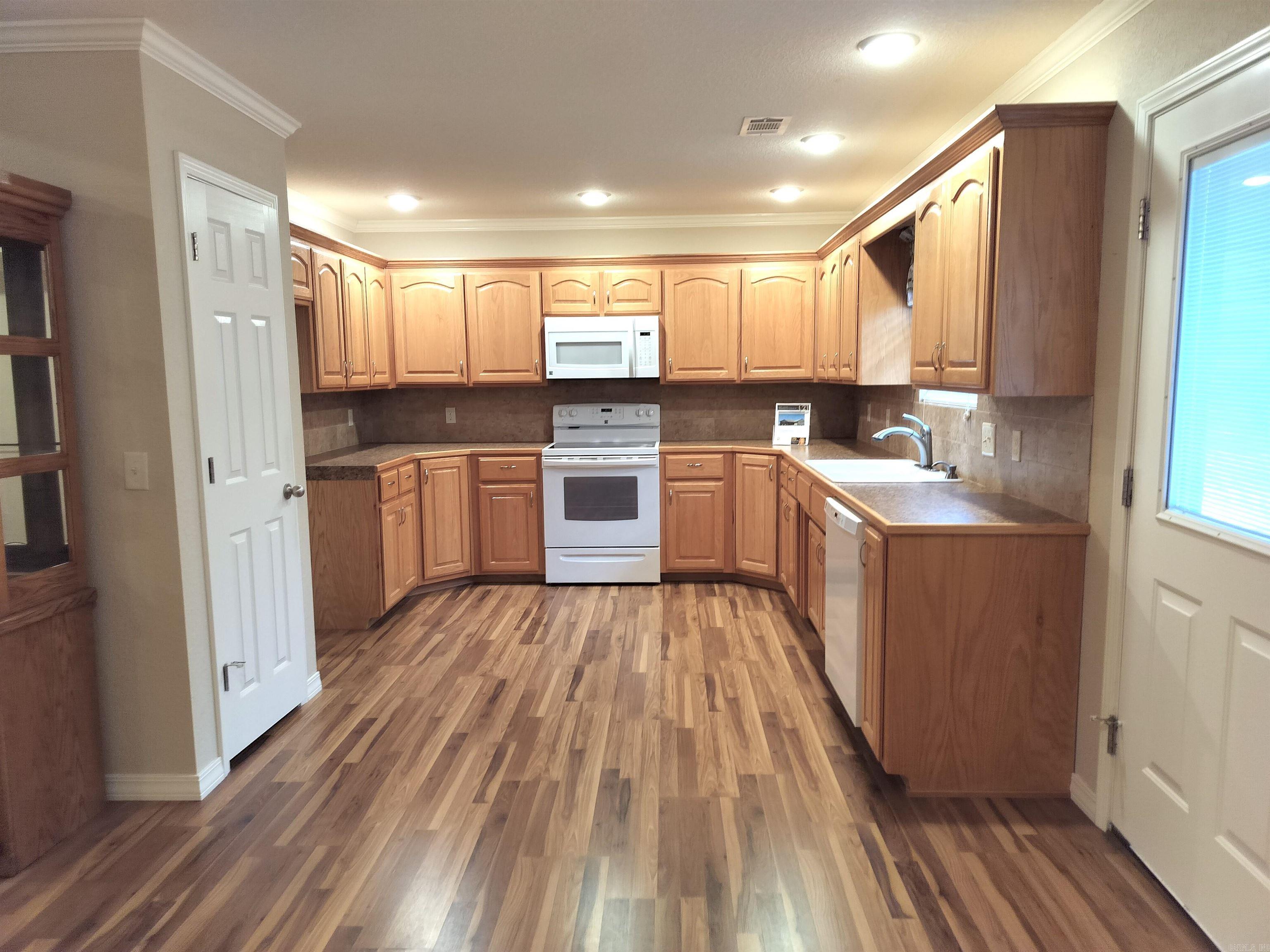 112 PeachTree  Clarksville, AR