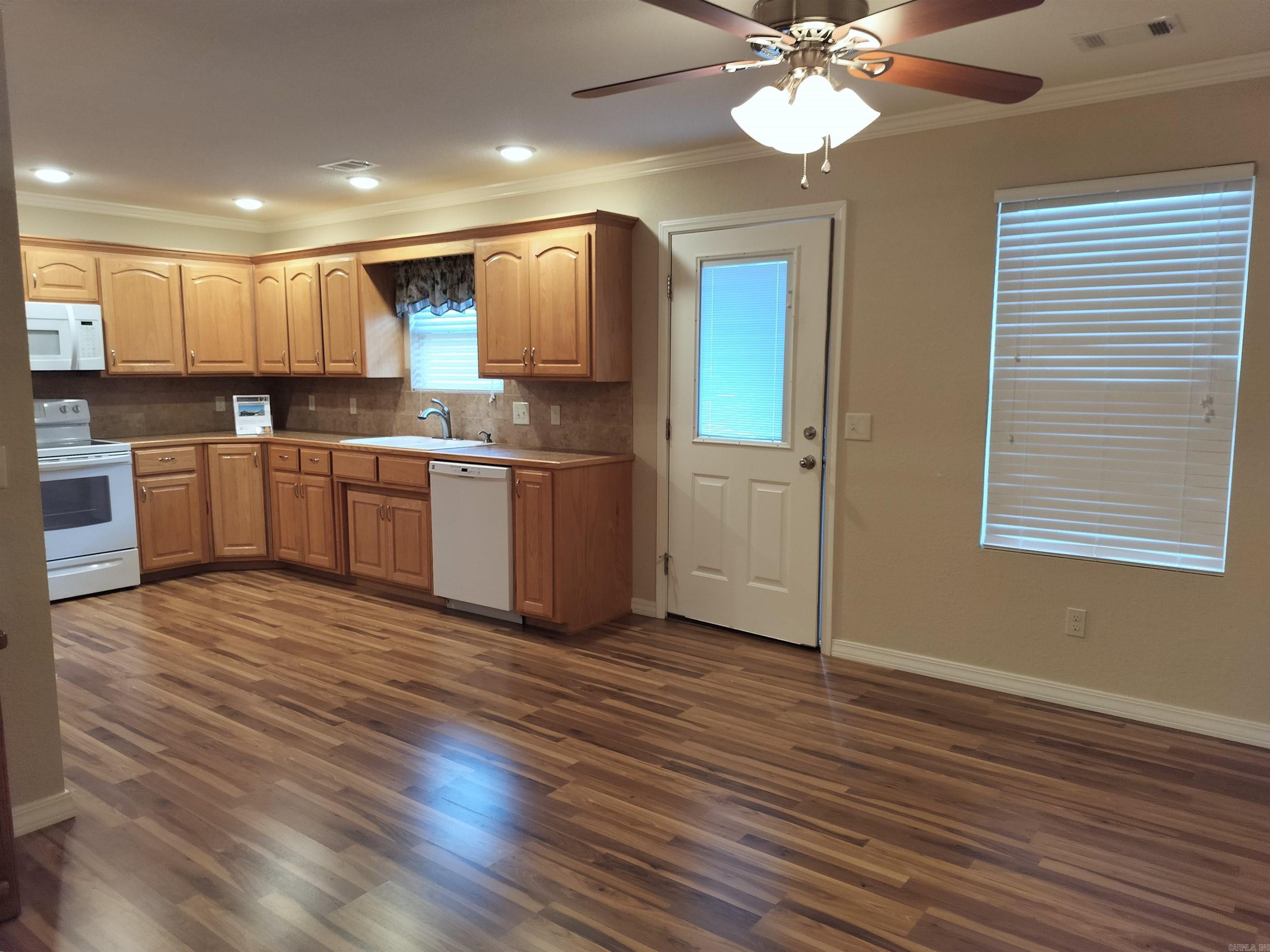 112 PeachTree  Clarksville, AR