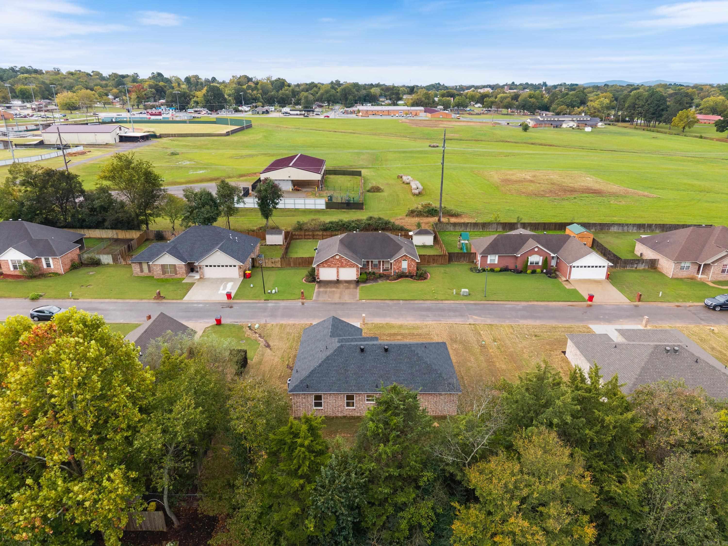 303 Parkway  Morrilton, AR