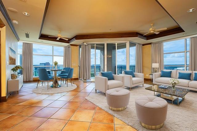 521  President Clinton  Little Rock, AR