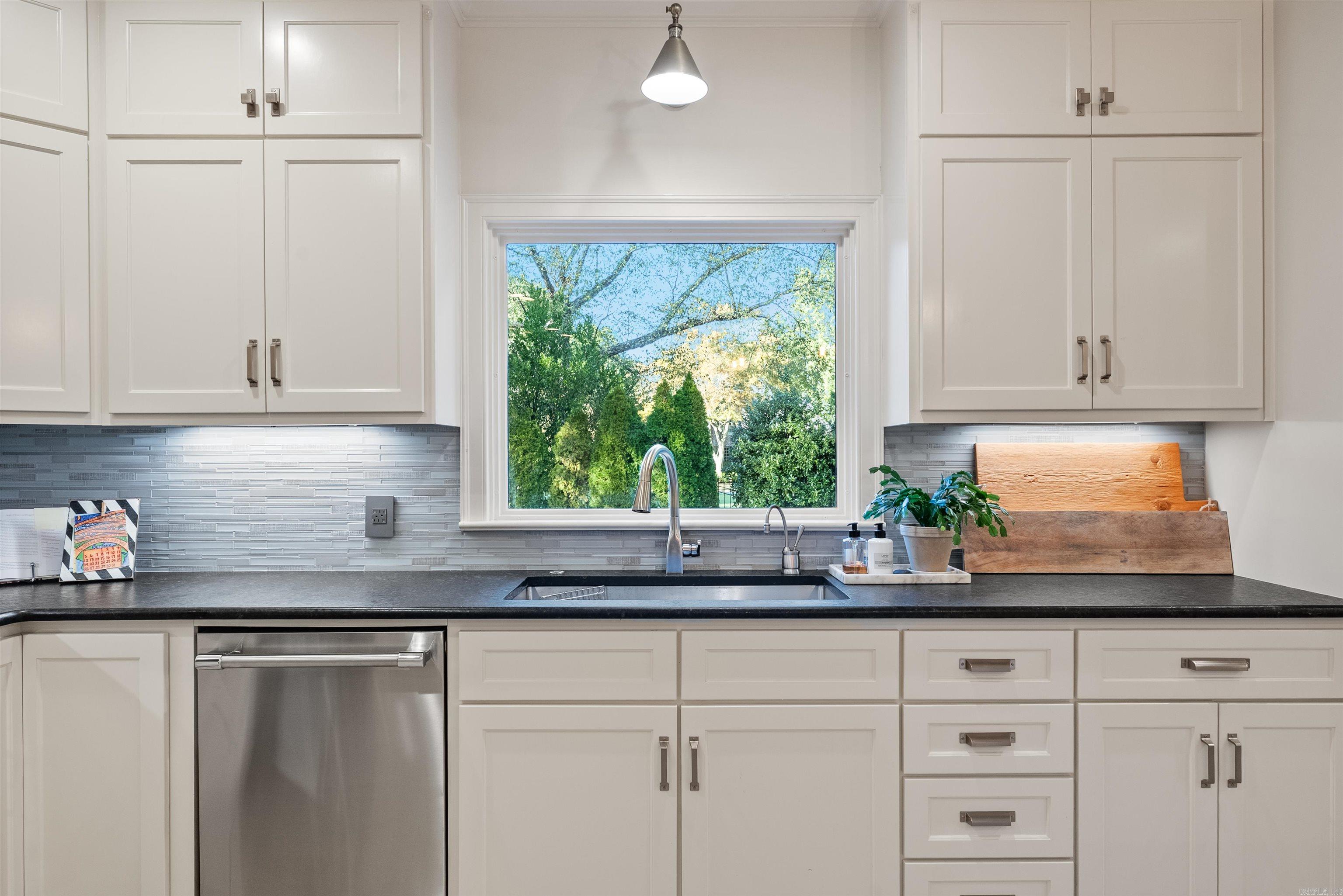 16 Hickory Creek  Little Rock, AR