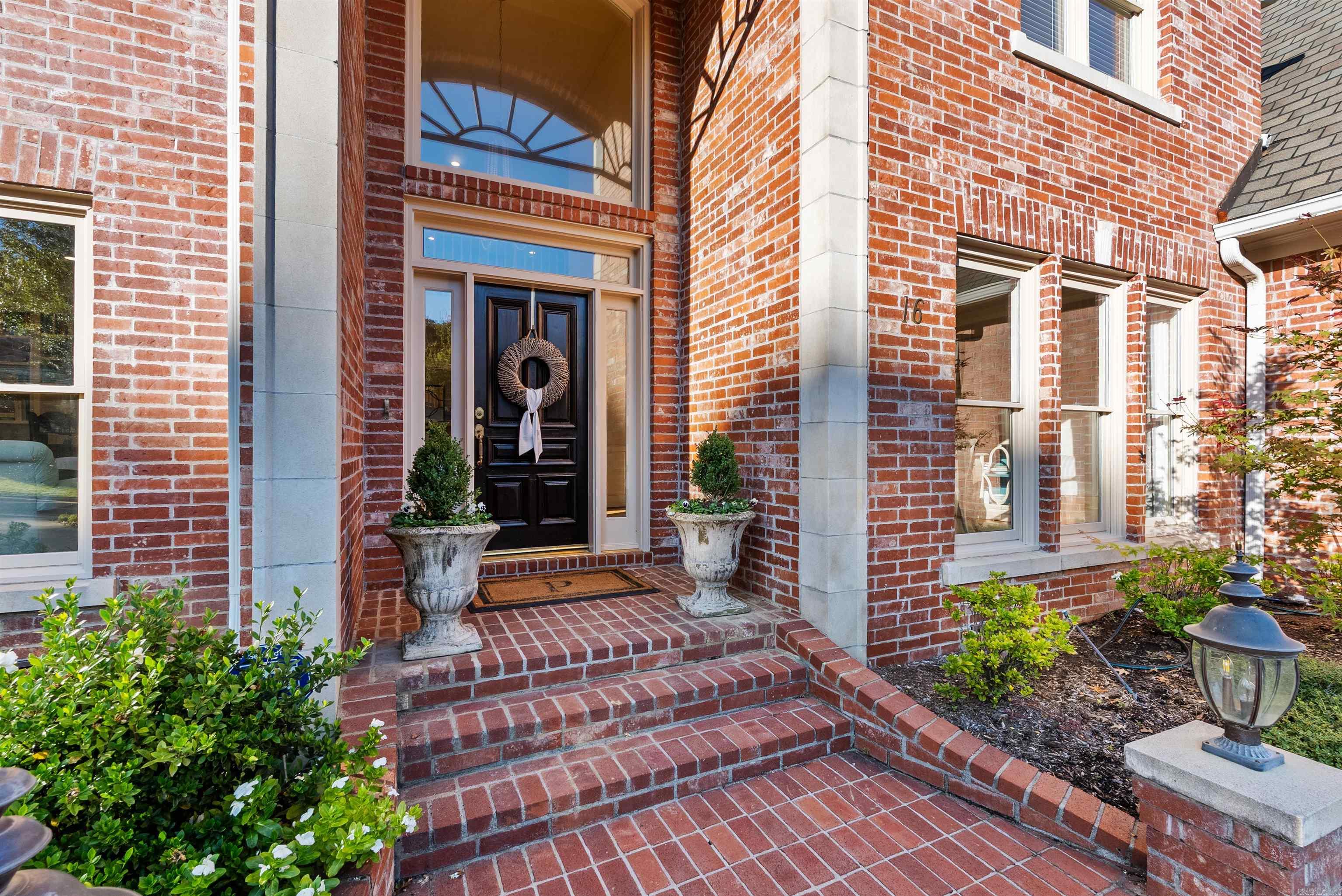 16 Hickory Creek  Little Rock, AR