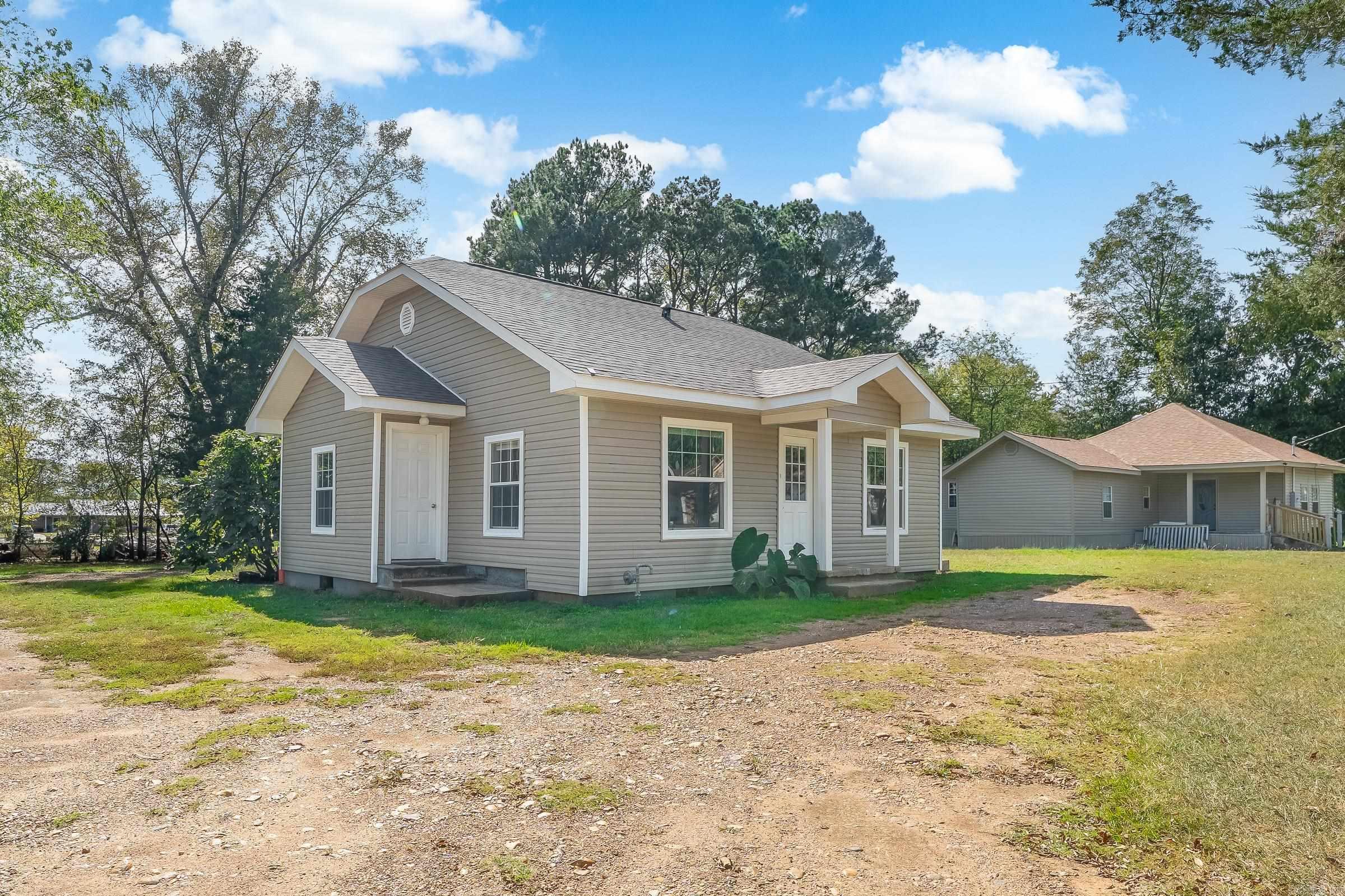 404 Mercer St Street Horatio, AR 71842