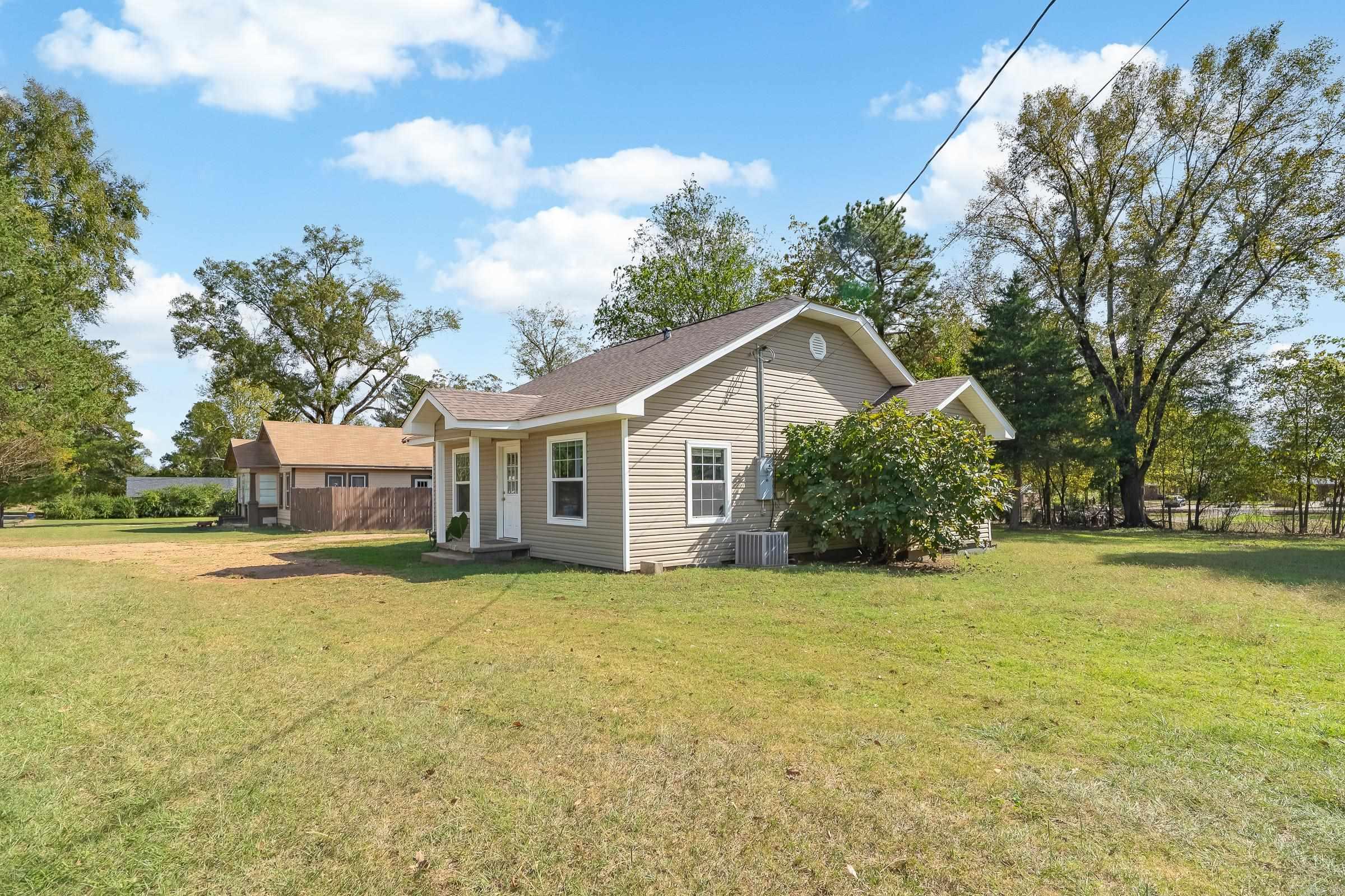 404 Mercer St Street Horatio, AR 71842