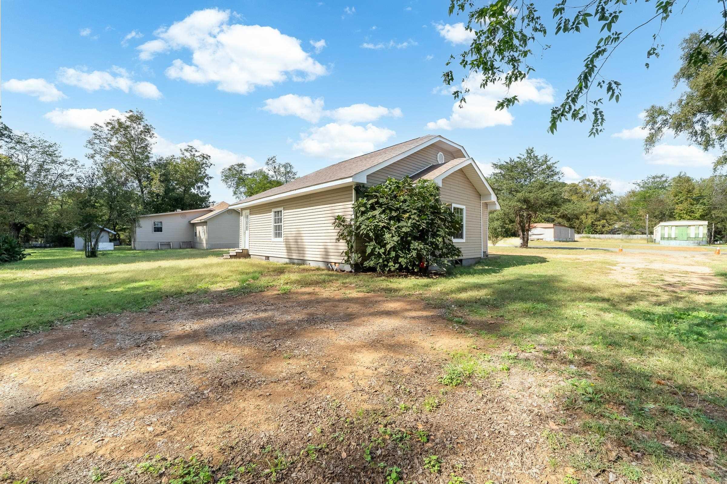 404 Mercer St Street Horatio, AR 71842