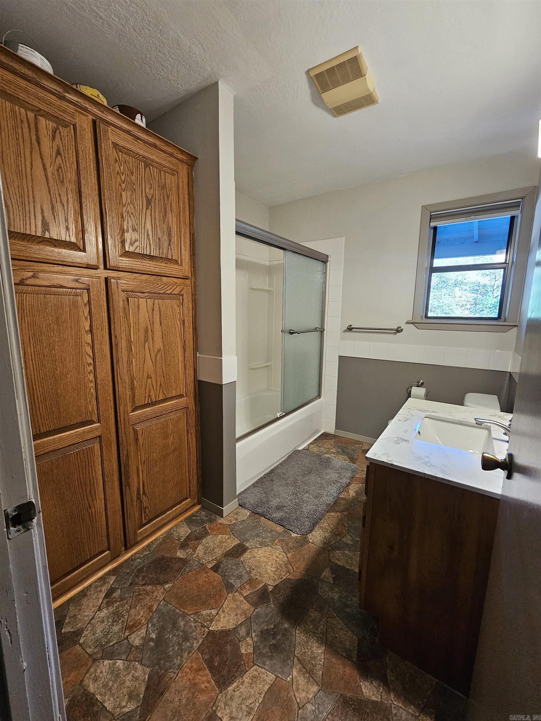 142 Amber Ln  Mena, AR