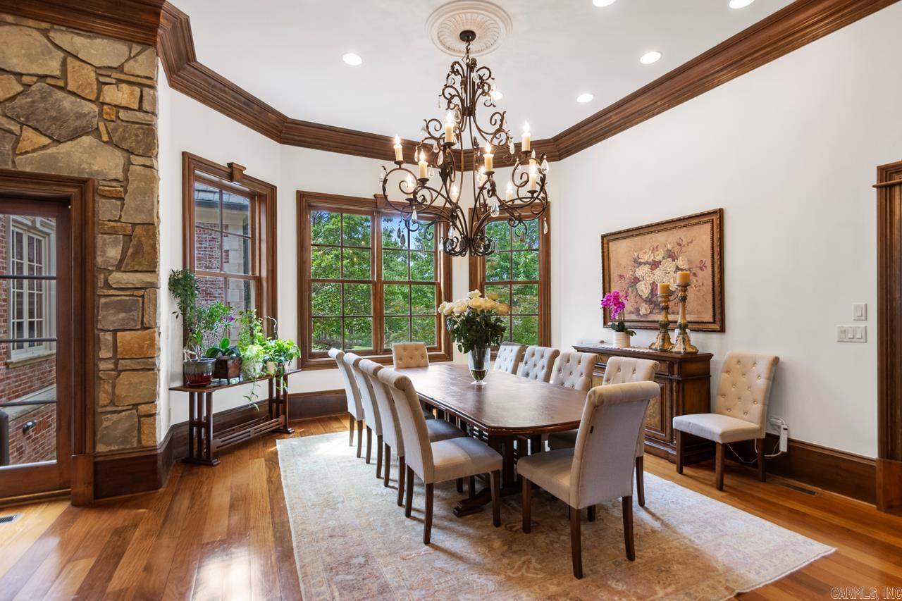 10 Valley Crest Ct Little Rock, AR 72223