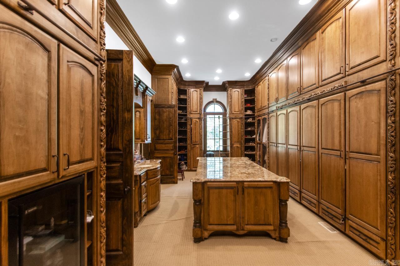 10 Valley Crest Ct Little Rock, AR 72223