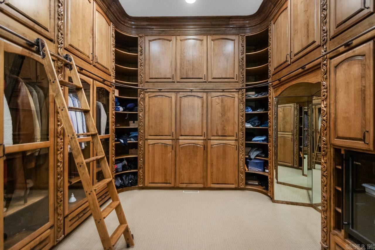 10 Valley Crest Ct Little Rock, AR 72223