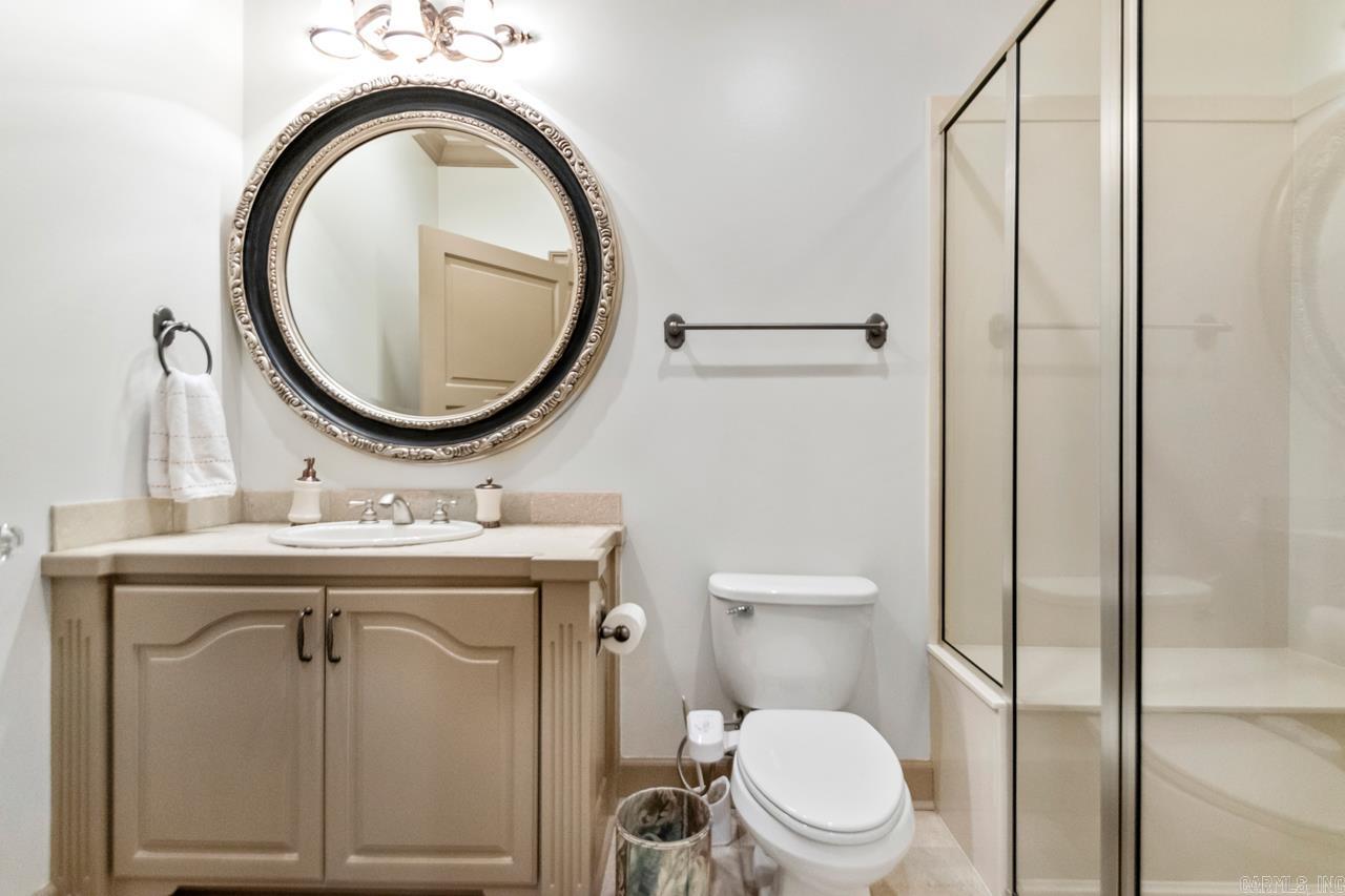 10 Valley Crest Ct Little Rock, AR 72223