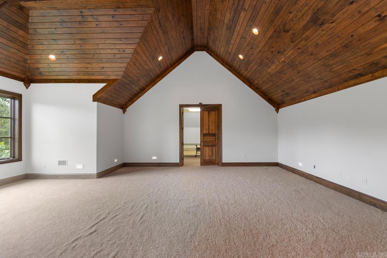 10 Valley Crest Ct Little Rock, AR 72223