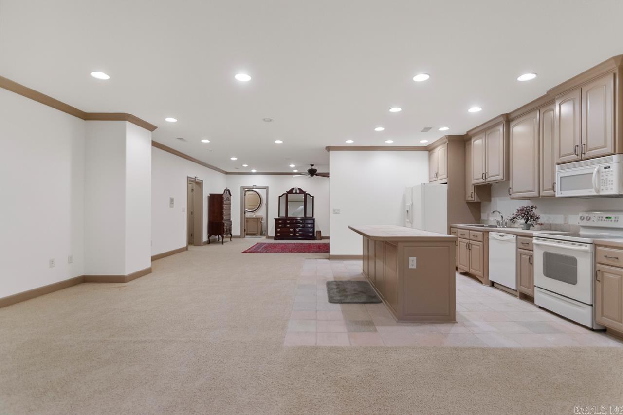 10 Valley Crest Ct Little Rock, AR 72223