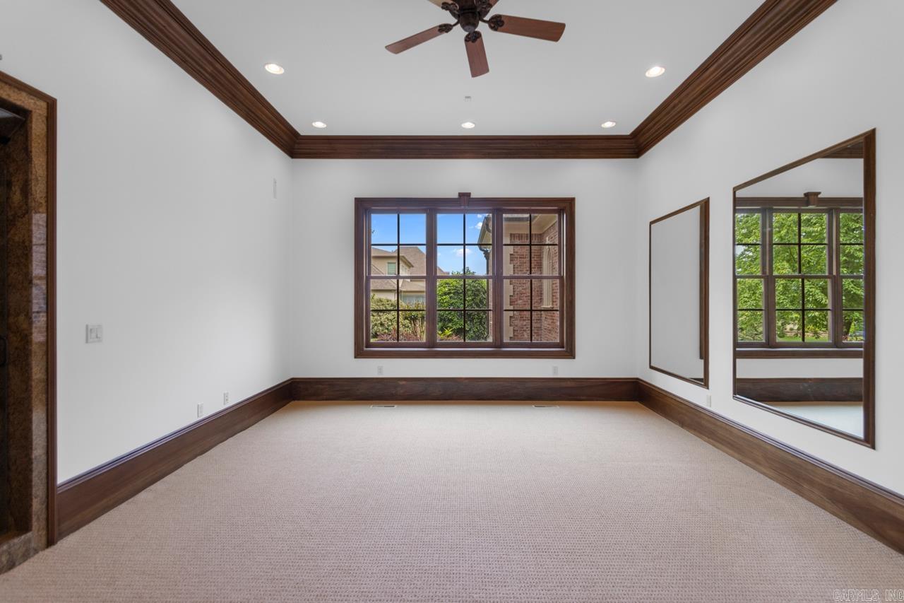 10 Valley Crest Ct Little Rock, AR 72223