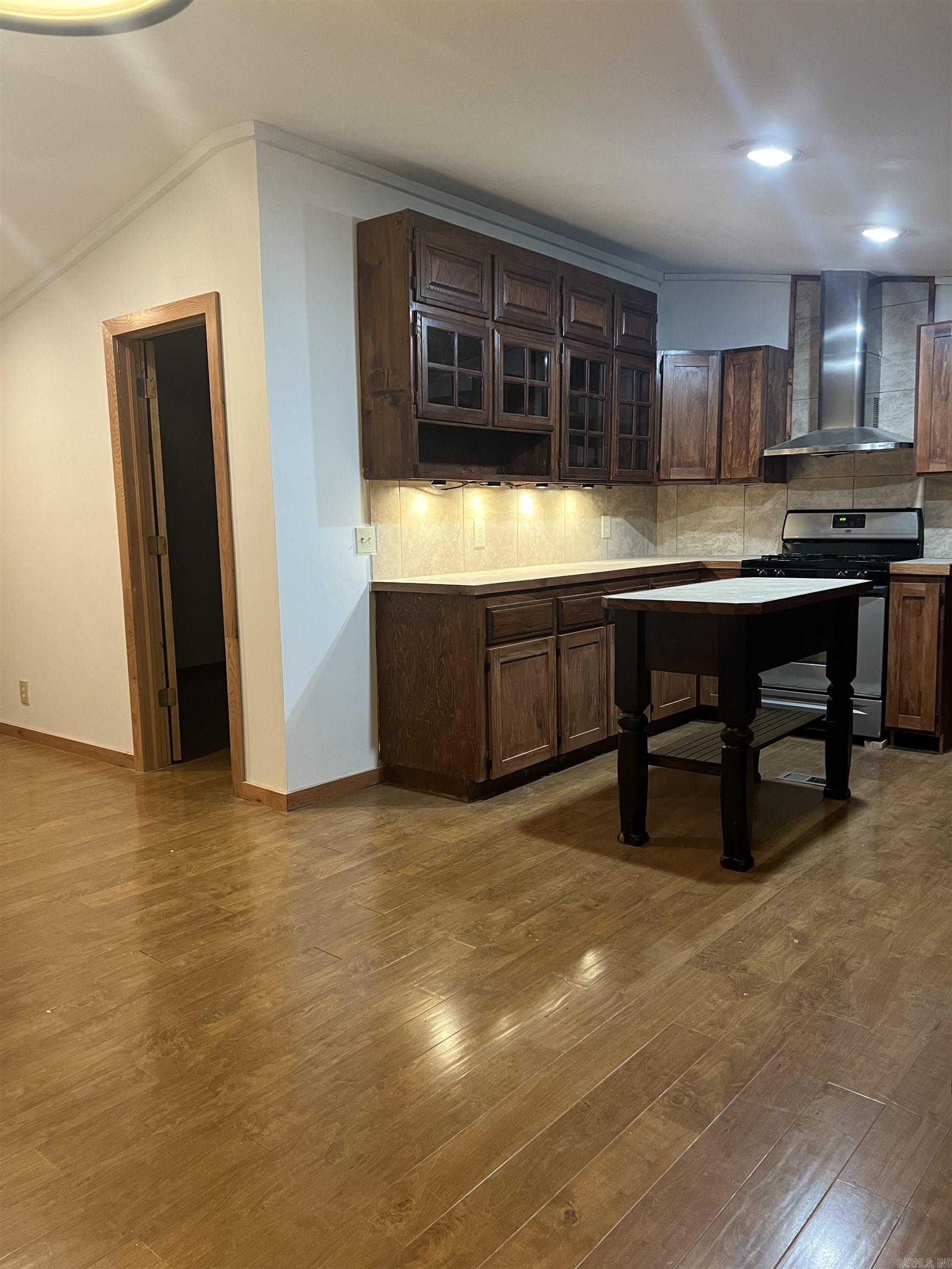 1770 Old Hickory  Shirley, AR