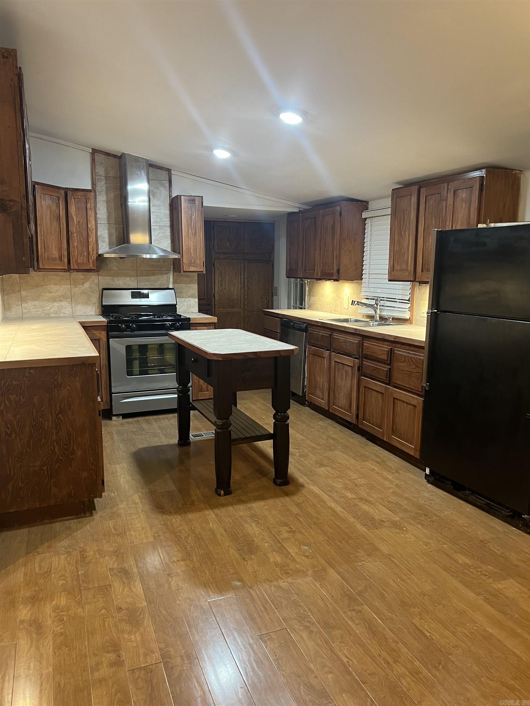 1770 Old Hickory  Shirley, AR