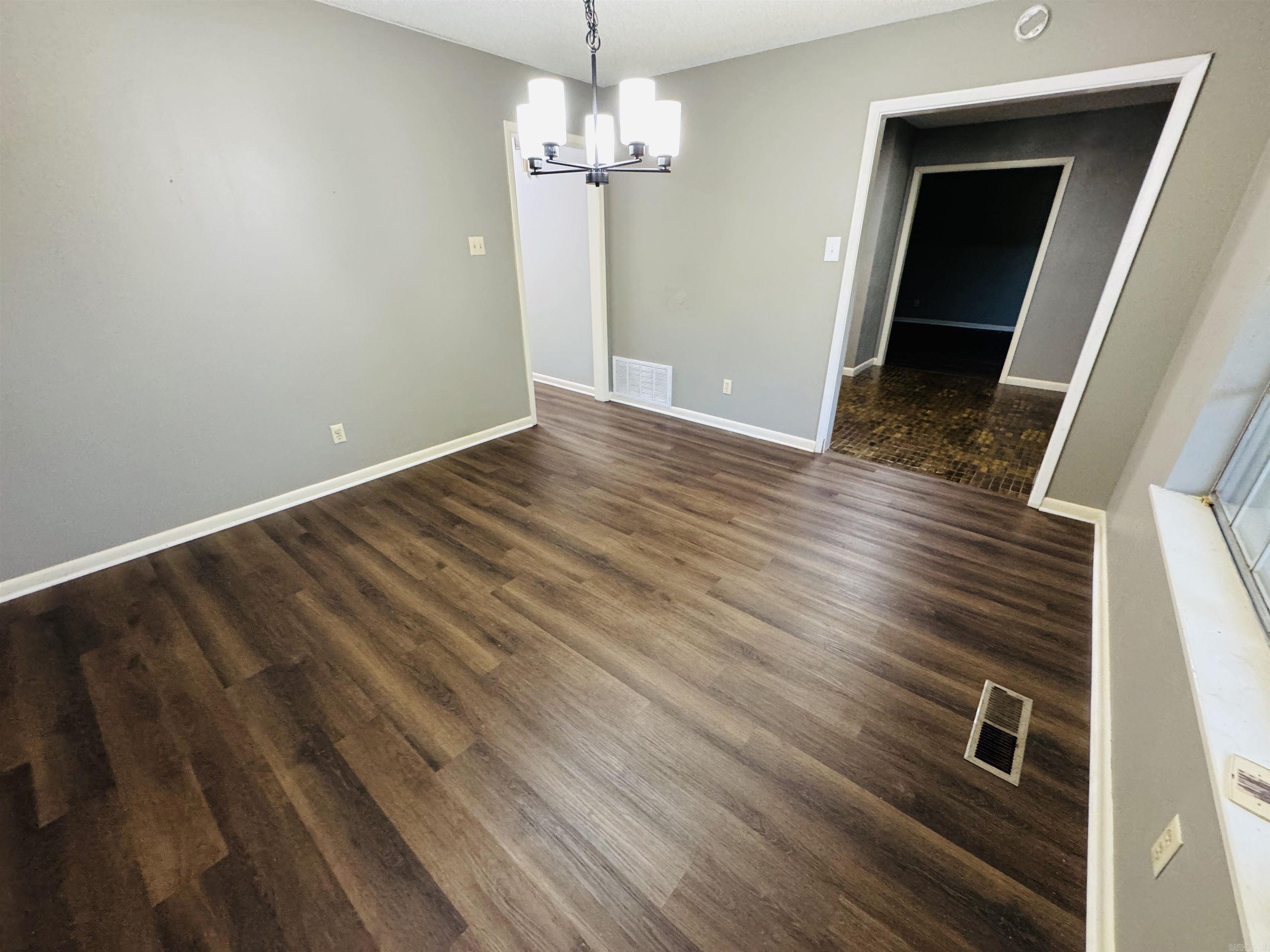 1701 War Eagle  North Little Rock, AR