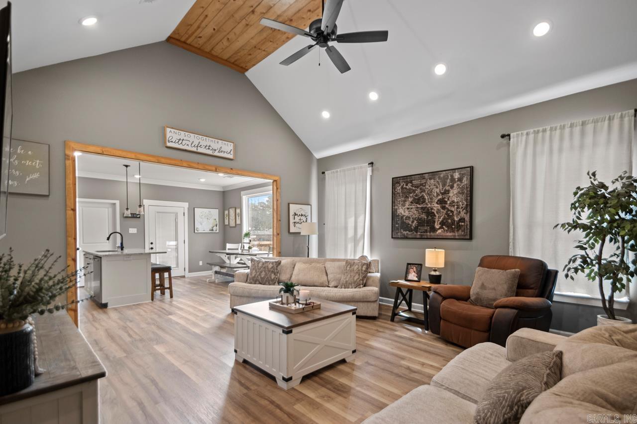 534 Shackleford  Sheridan, AR