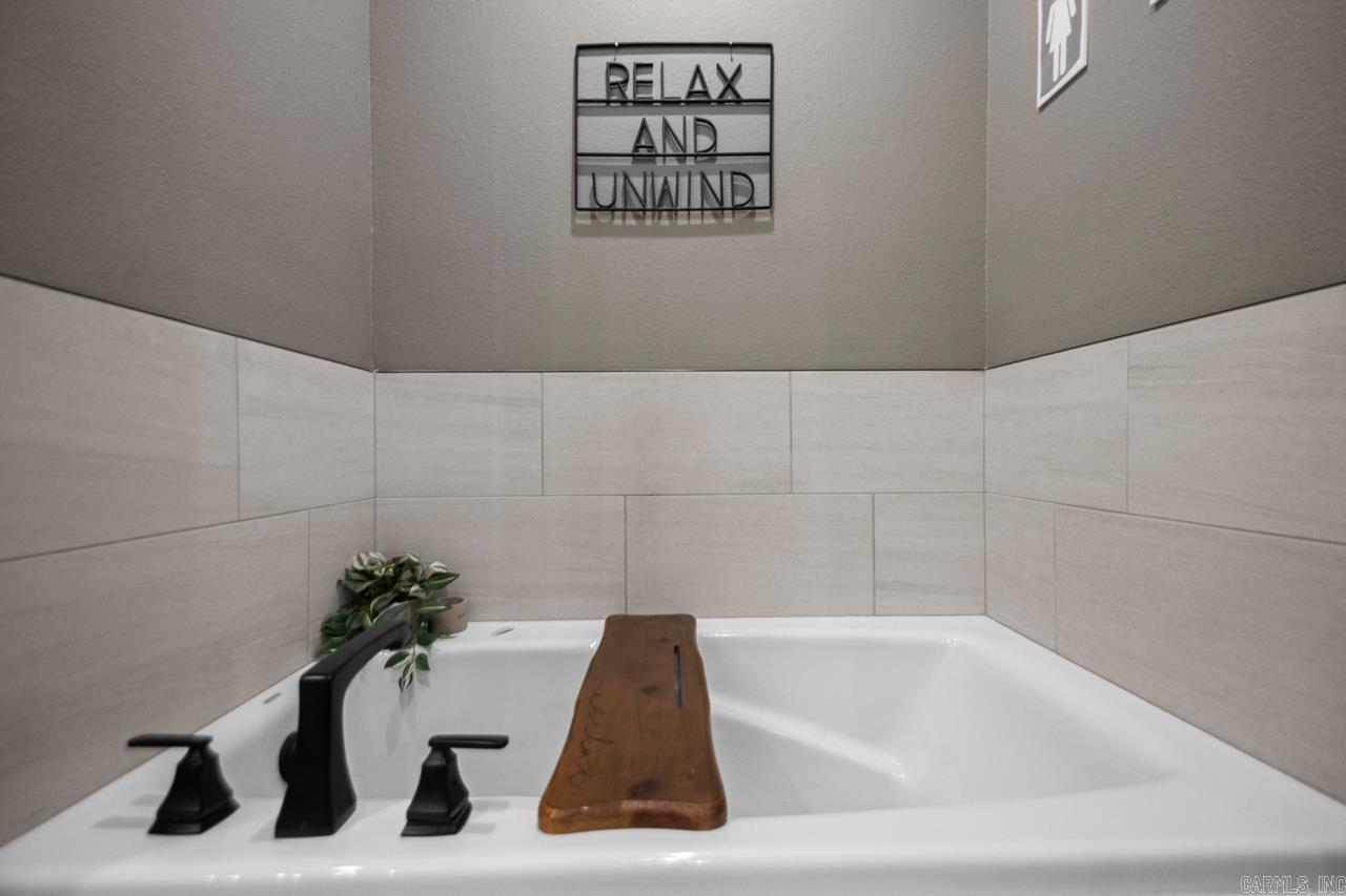 534 Shackleford  Sheridan, AR