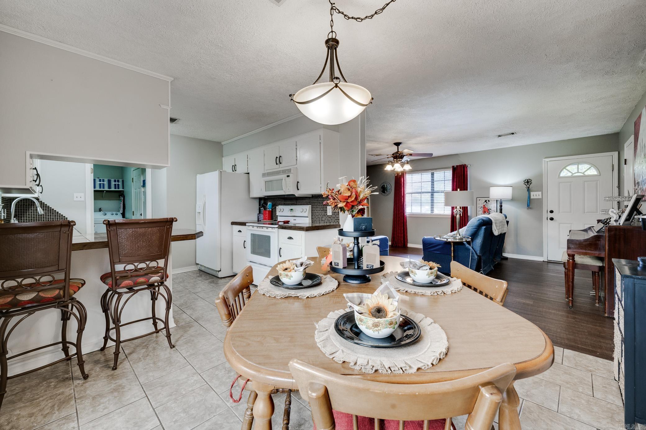 9 Foxmoor Circle  Conway, AR