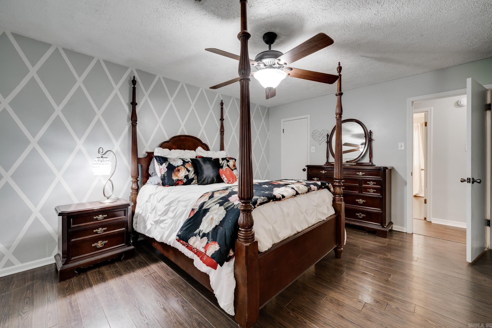 9 Foxmoor Circle  Conway, AR