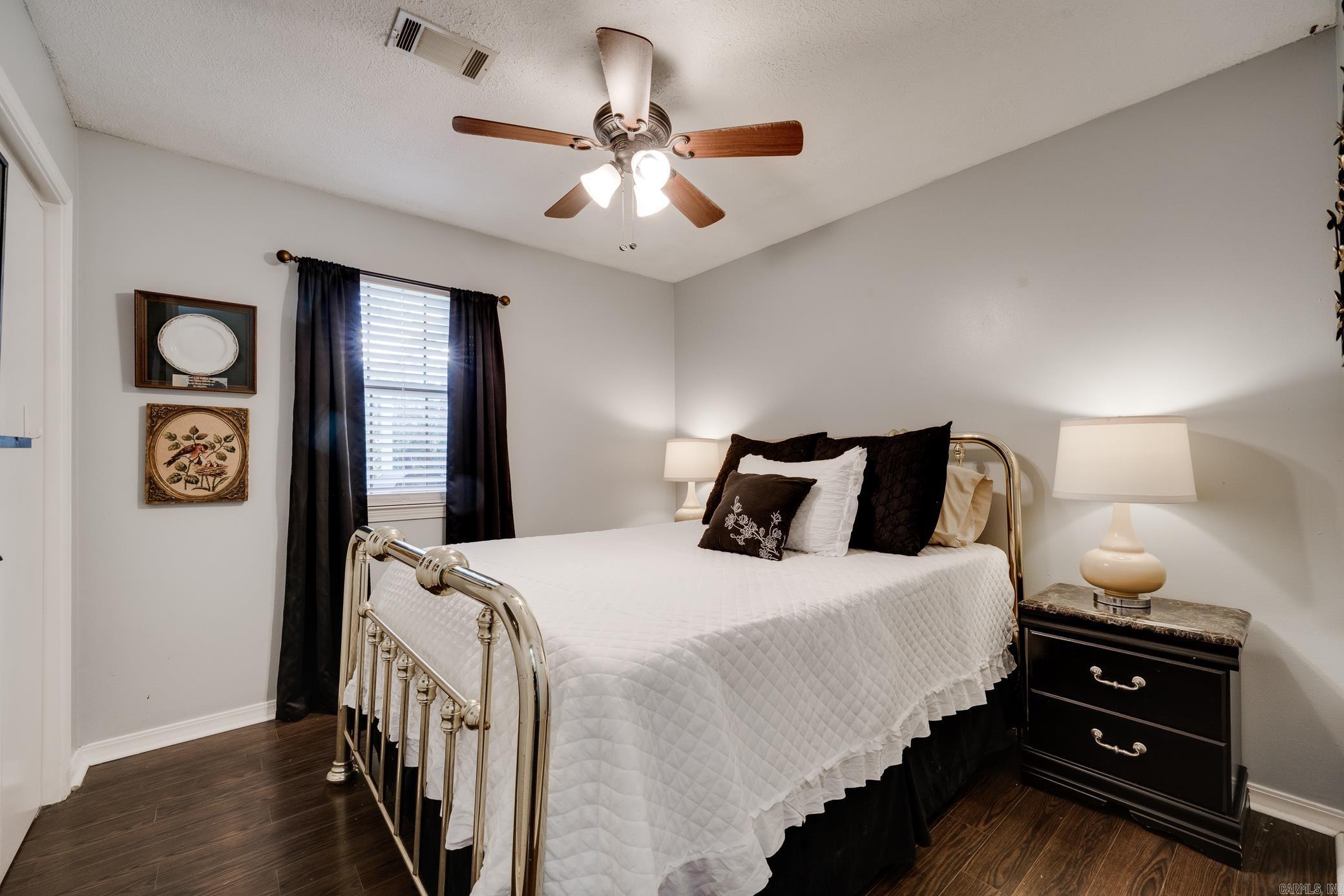 9 Foxmoor Circle  Conway, AR