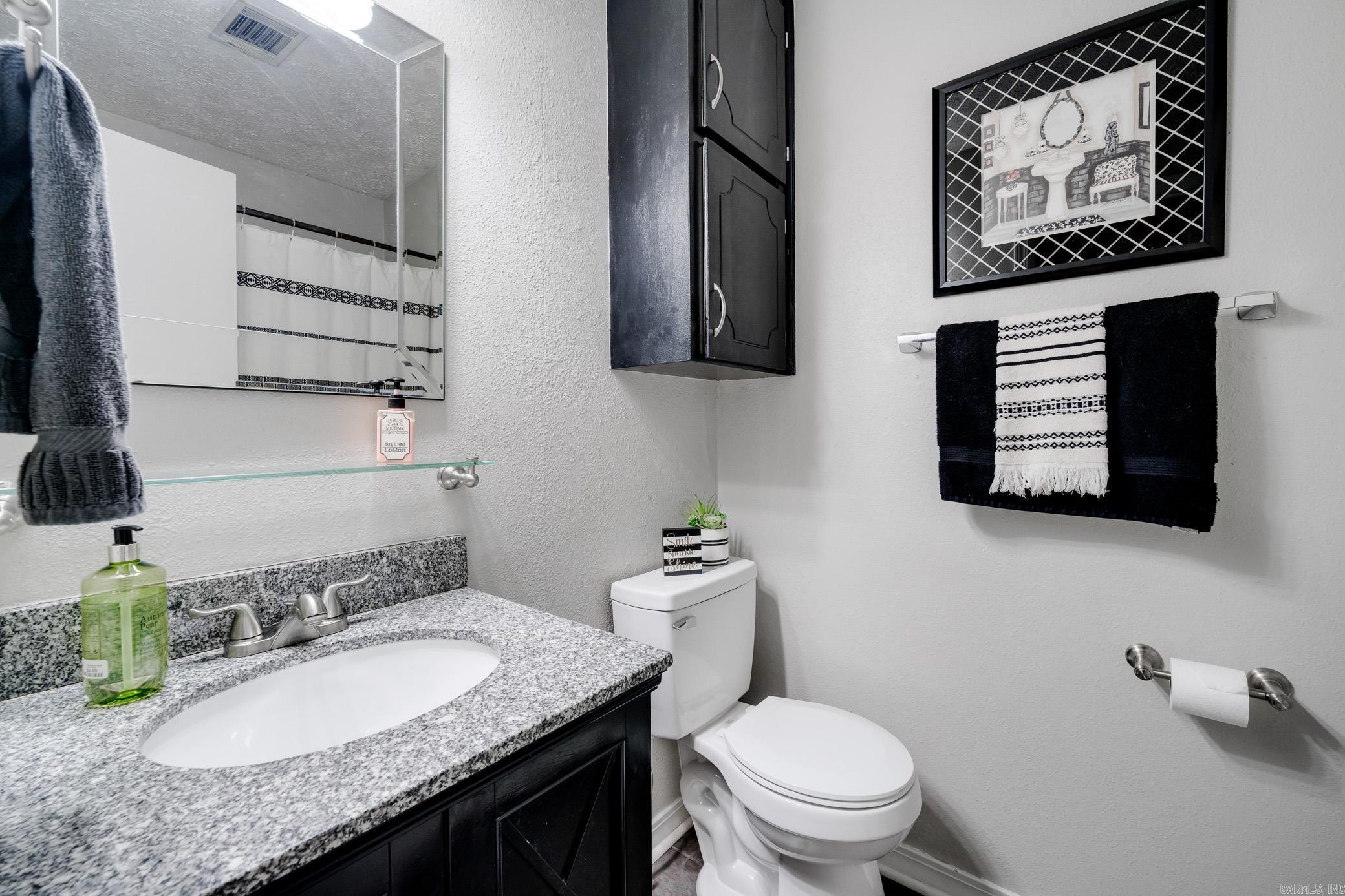 9 Foxmoor Circle  Conway, AR