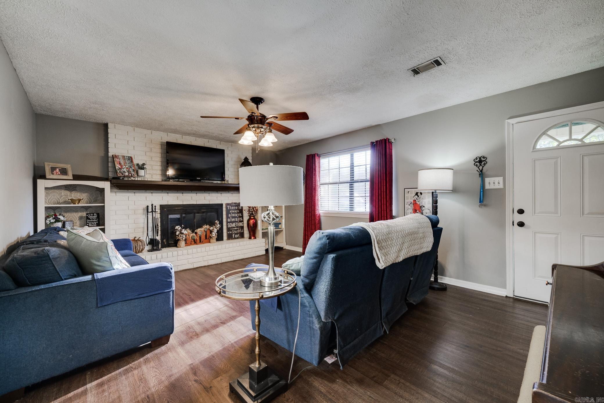 9 Foxmoor Circle  Conway, AR