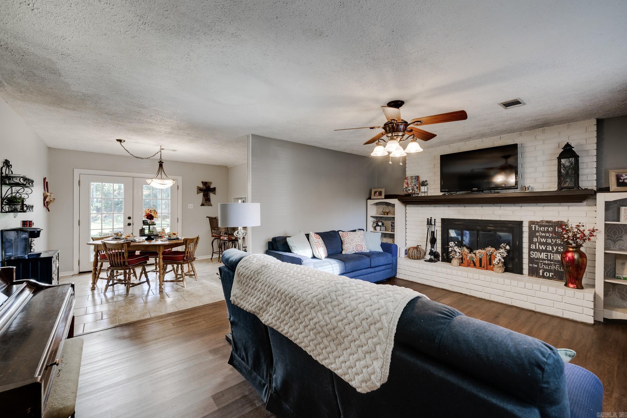 9 Foxmoor Circle  Conway, AR